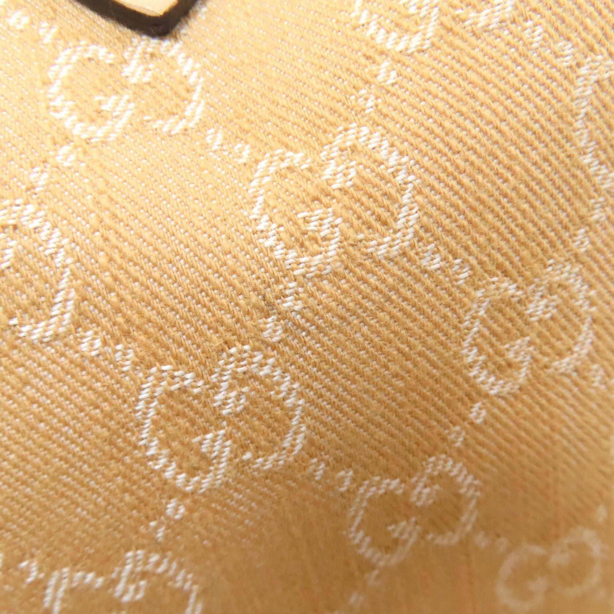 Gucci Beige Canvas Handbag (Pre-Owned)