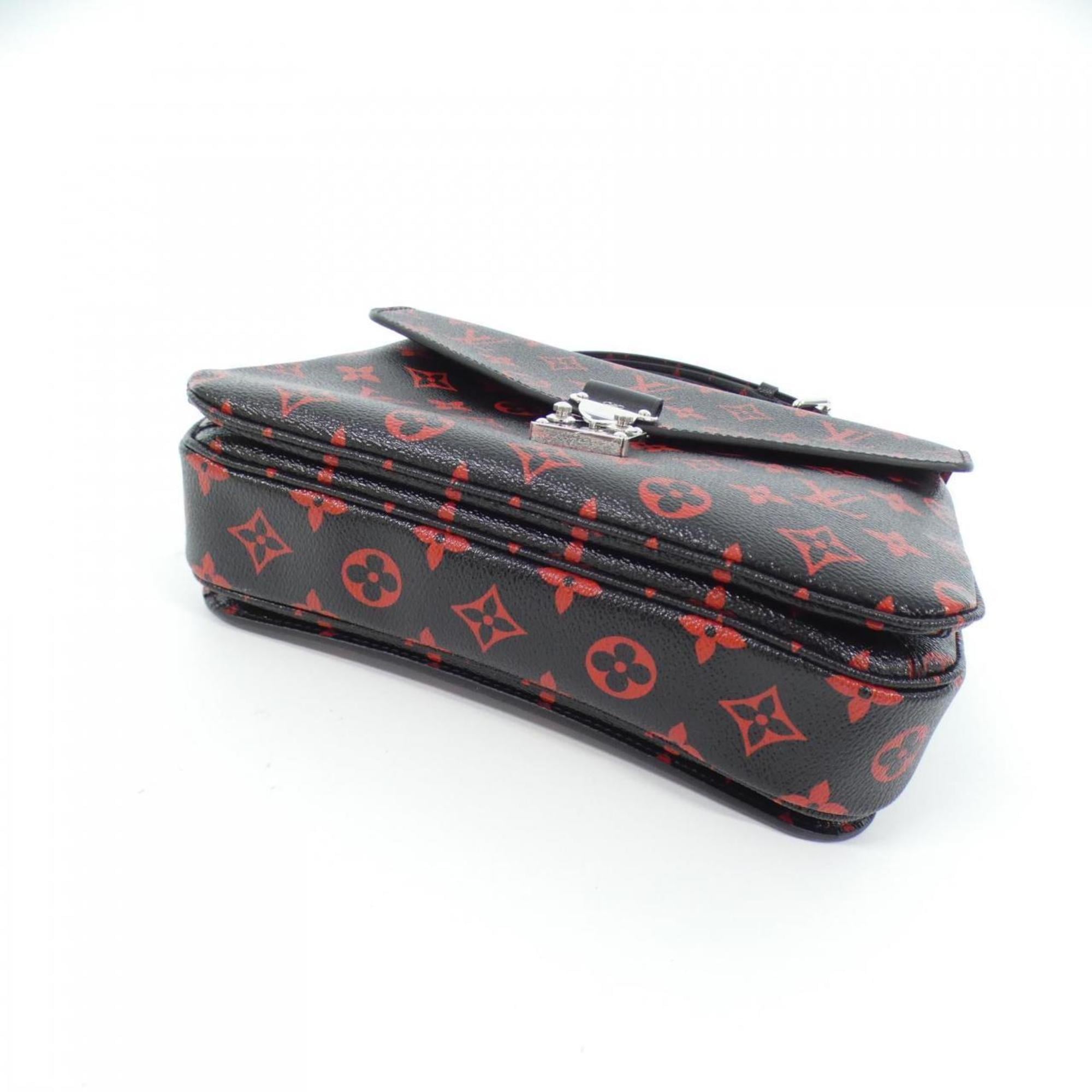 Louis Vuitton Black Rouge Coated Canvas Handbag Pochette
