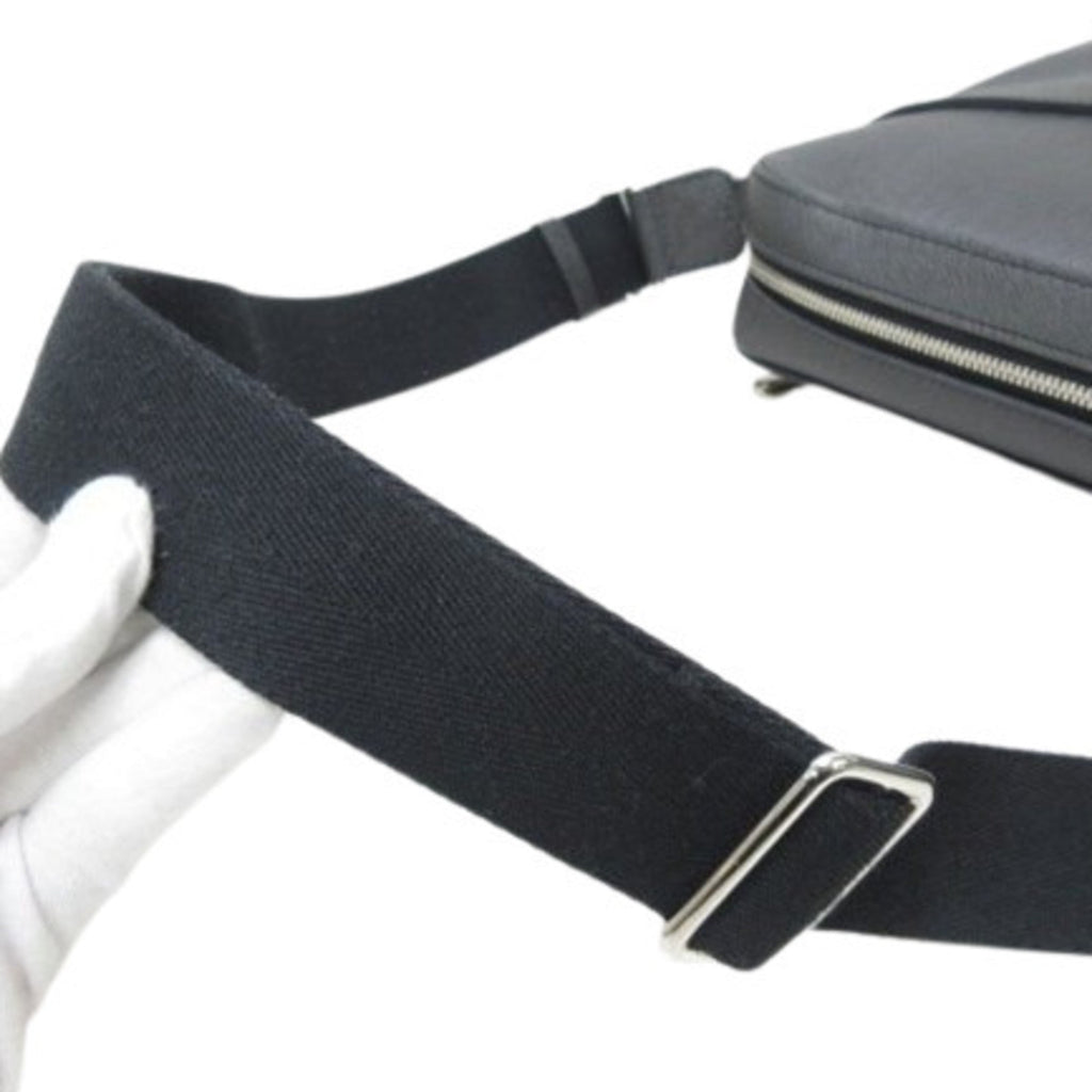Louis Vuitton Ardoise Taiga Leather Messenger Bag Shoulder Bag