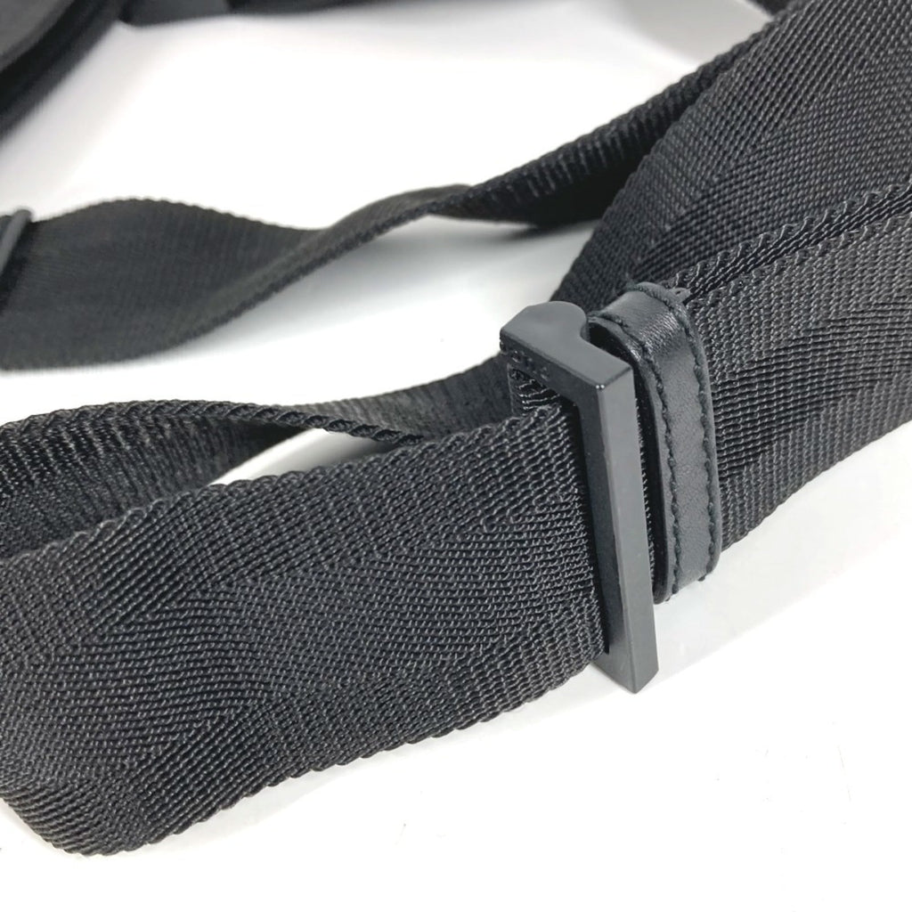 Gucci Black Pochette Shoulder Bag (Pre-Owned)