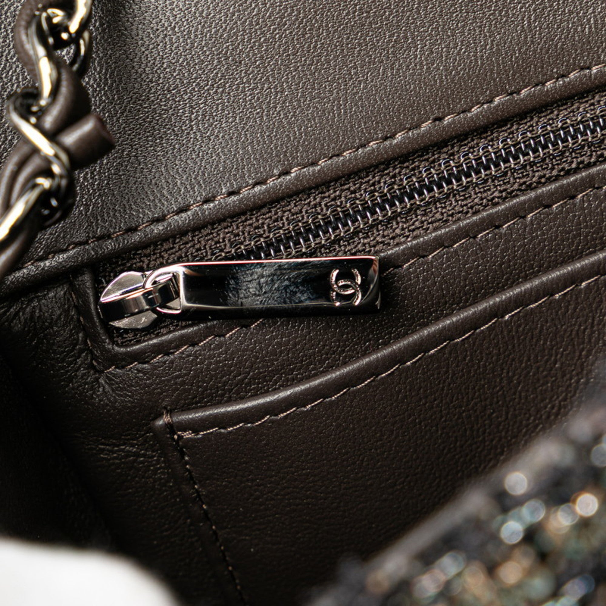Chanel Gray Tweed Leather Shoulder Bag