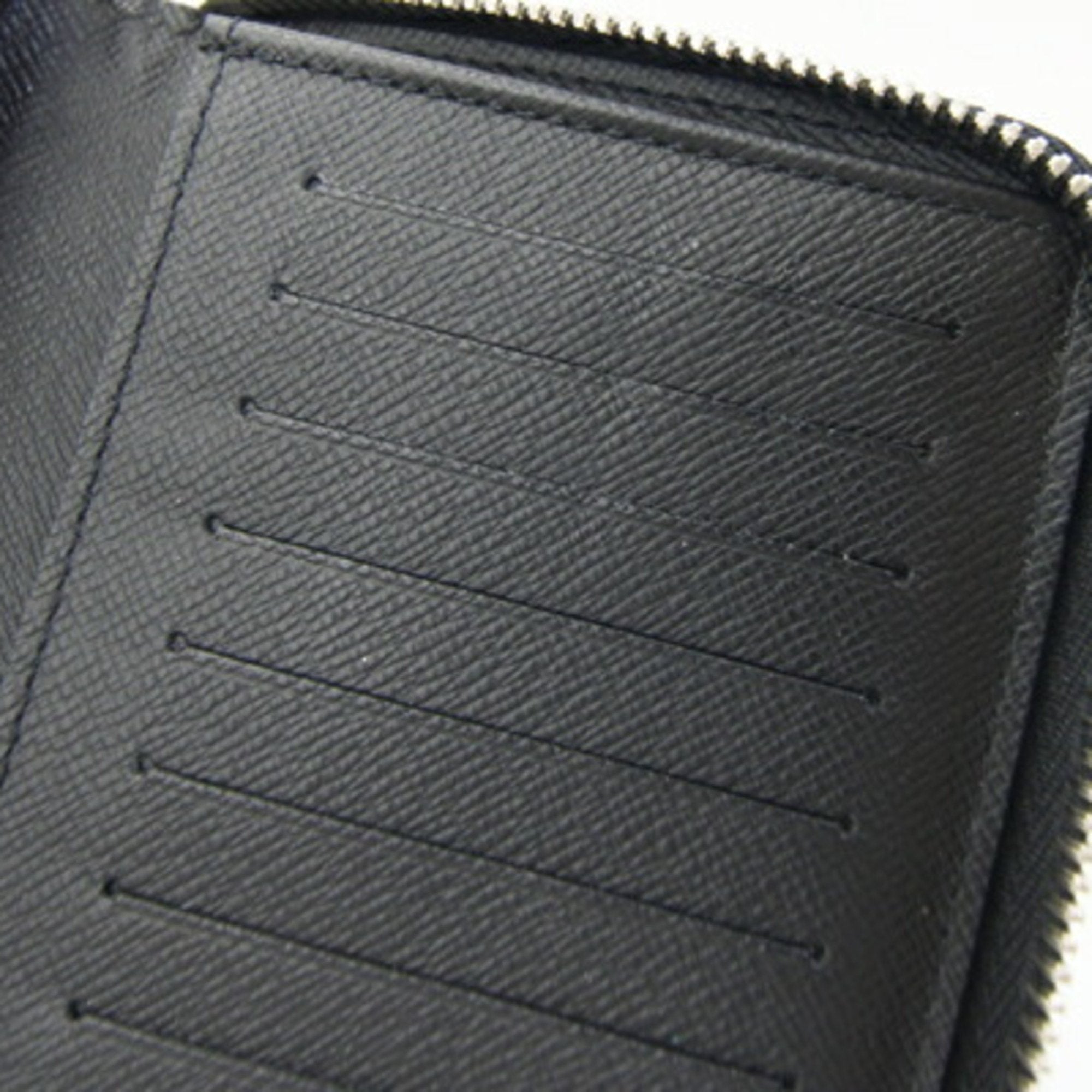 Louis Vuitton Black Noir Taiga Leather Leather Long Wallet