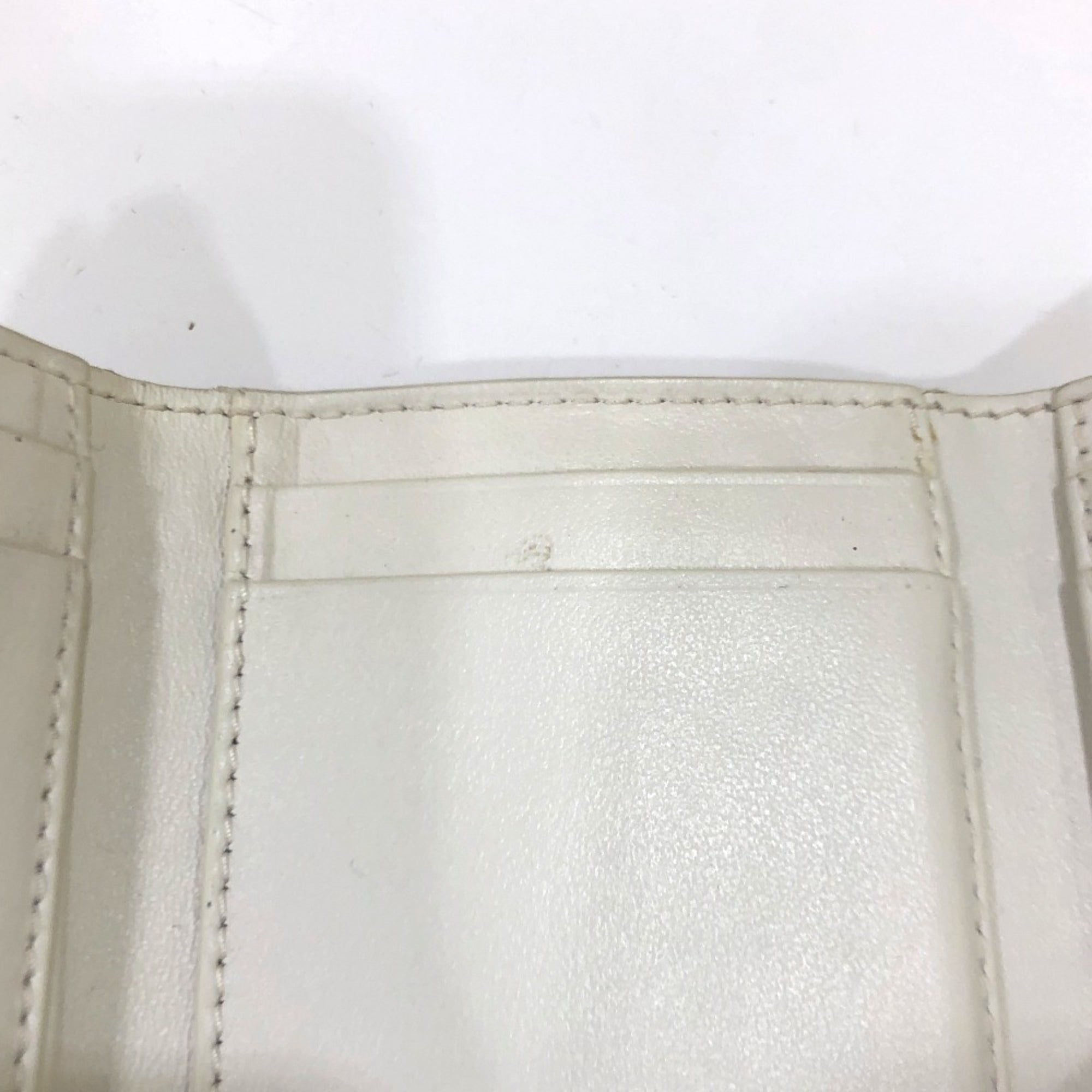 Bottega Veneta White Leather Wallet (Tri-Fold)