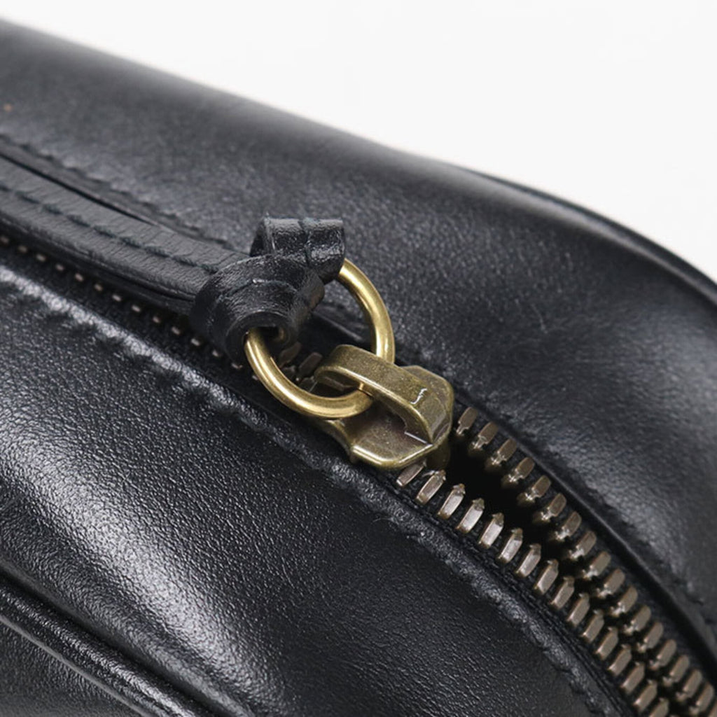 Gucci Black Leather Shoulder Bag (Pre-Owned)