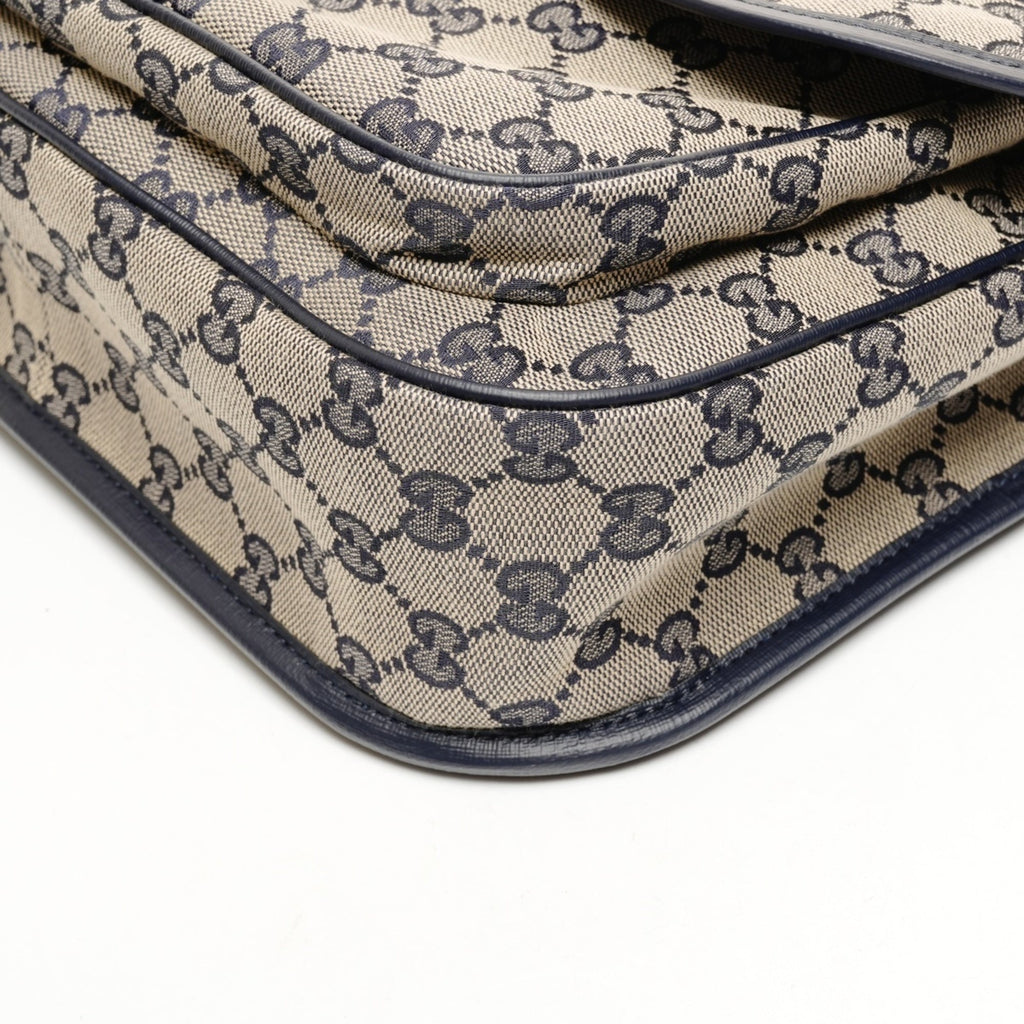 Gucci Beige Messenger Bag Shoulder Bag (Pre-Owned)