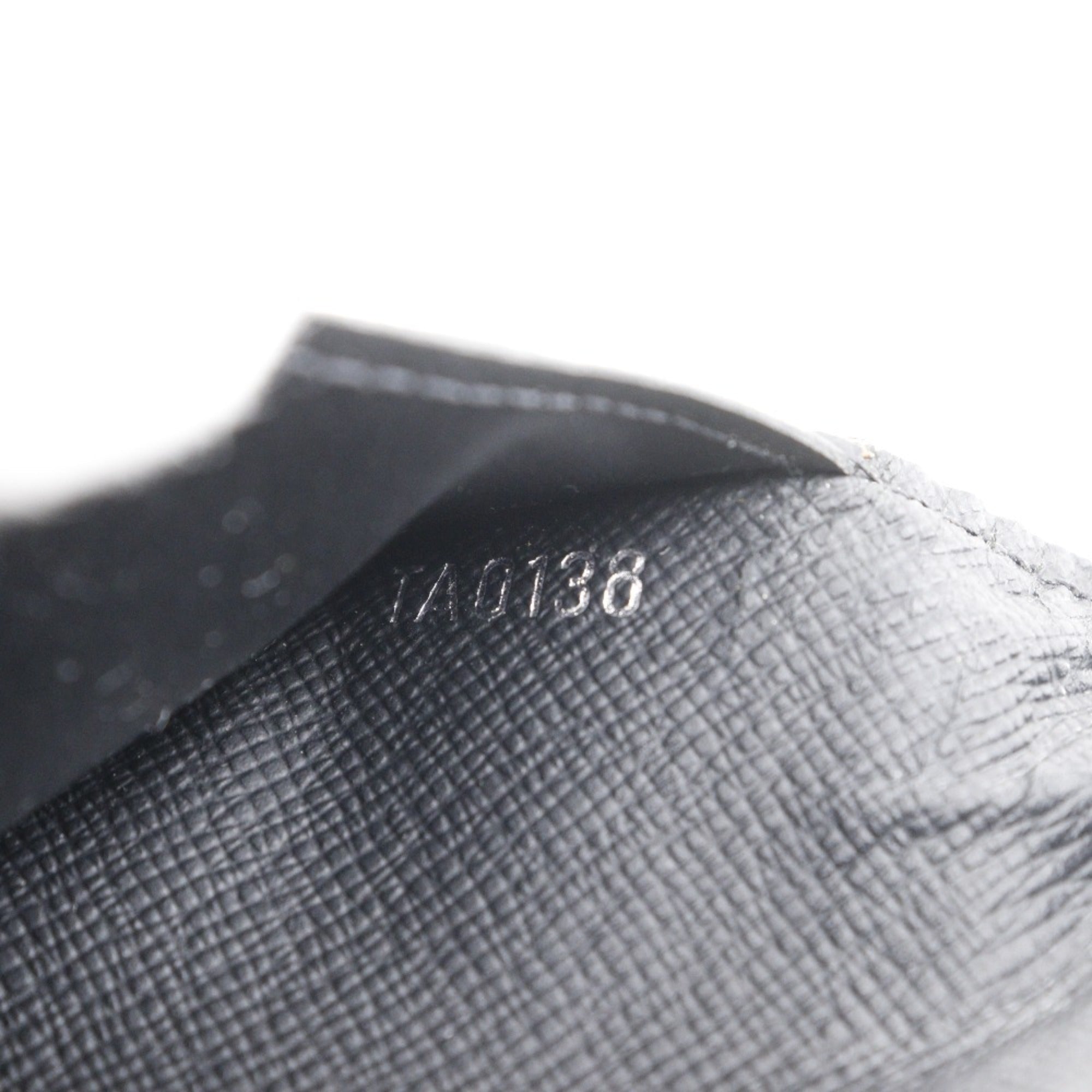 Louis Vuitton Taiga Black Noir Taiga Leather Long Wallet