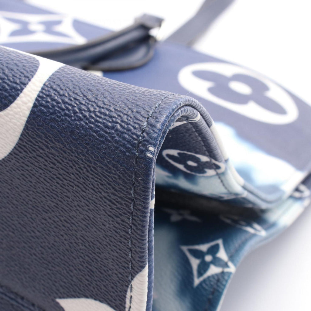 Louis Vuitton Multi-Color Navy White Coated Canvas Pvc Leather Shoulder Bag