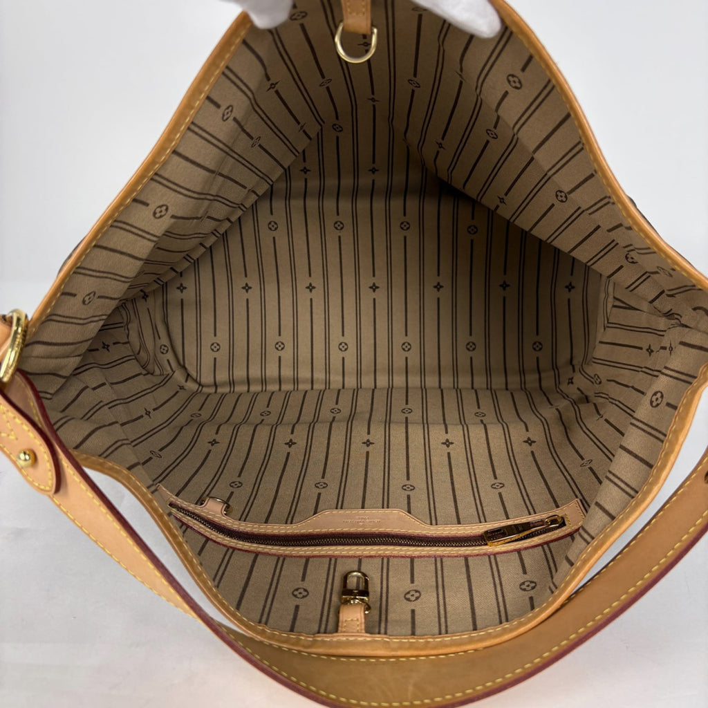 Louis Vuitton Brown Monogram Monogram Shoulder Bag