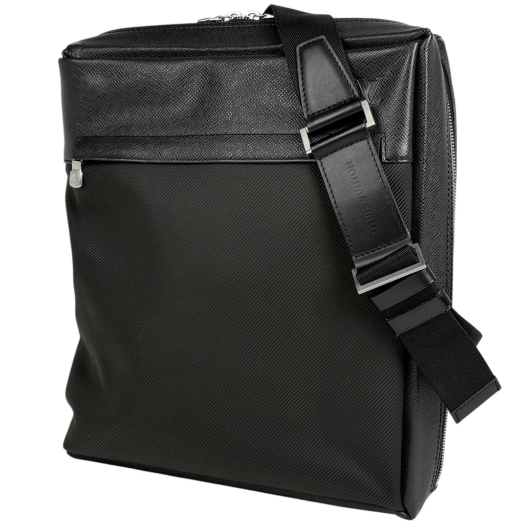 Louis Vuitton Ardoise Taiga Leather Shoulder Bag