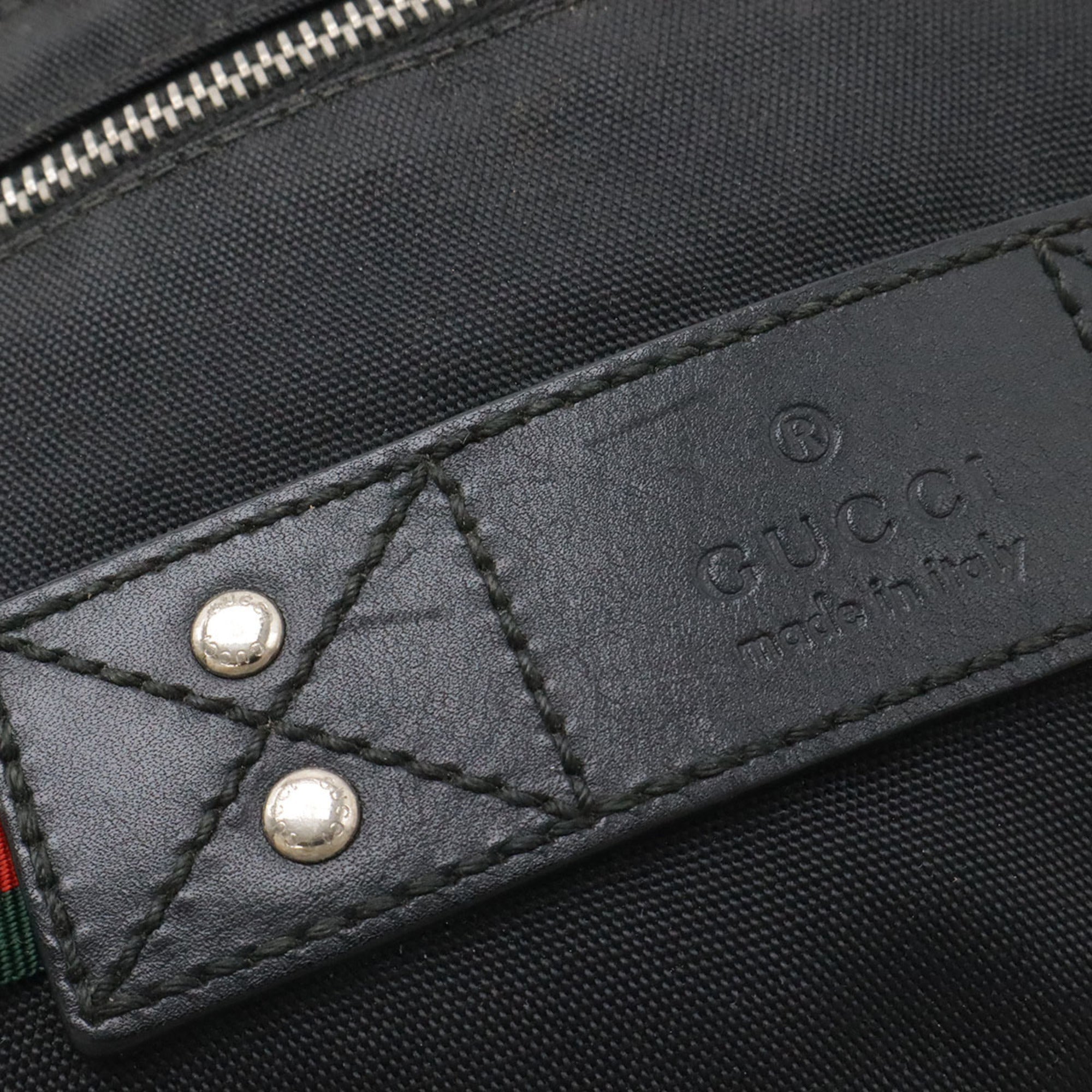 Gucci Black Nylon Canvas Sling Bag (Pre-Owned)