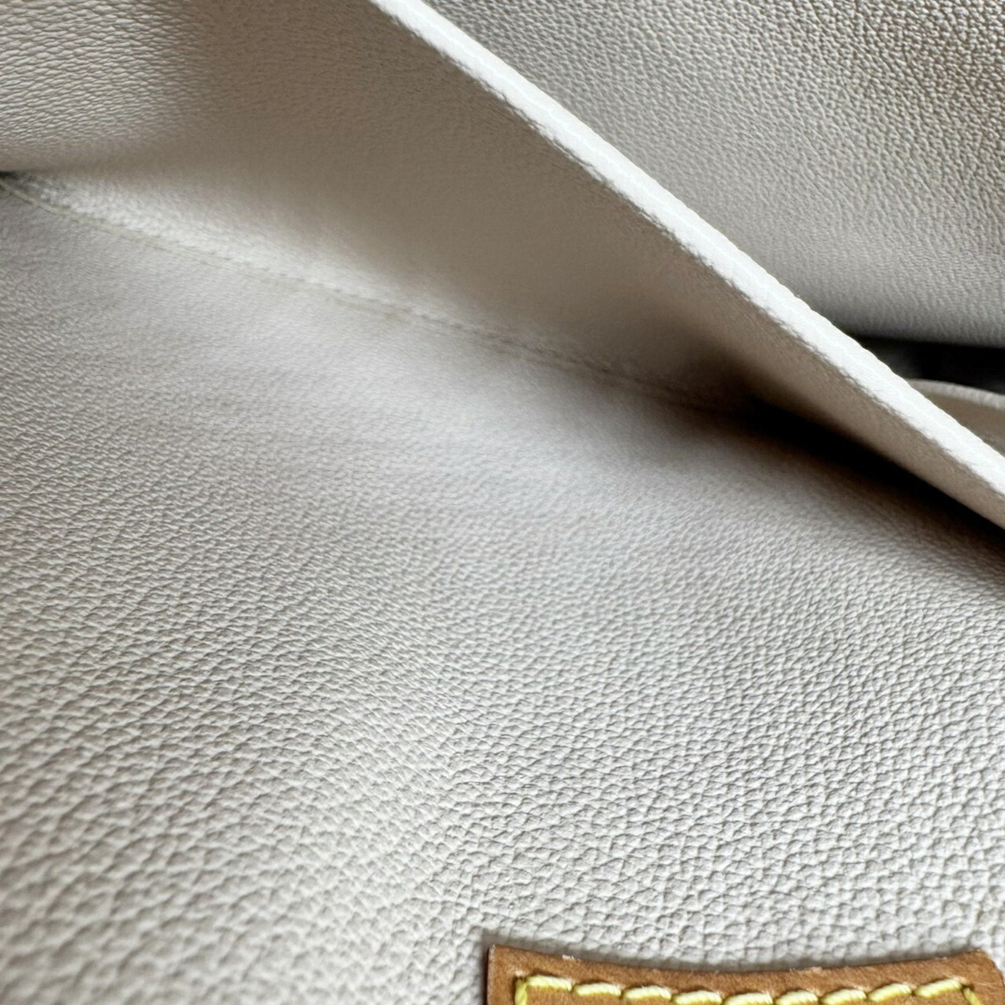 Louis Vuitton Monogram Brown Monogram Handbag Tote Bag