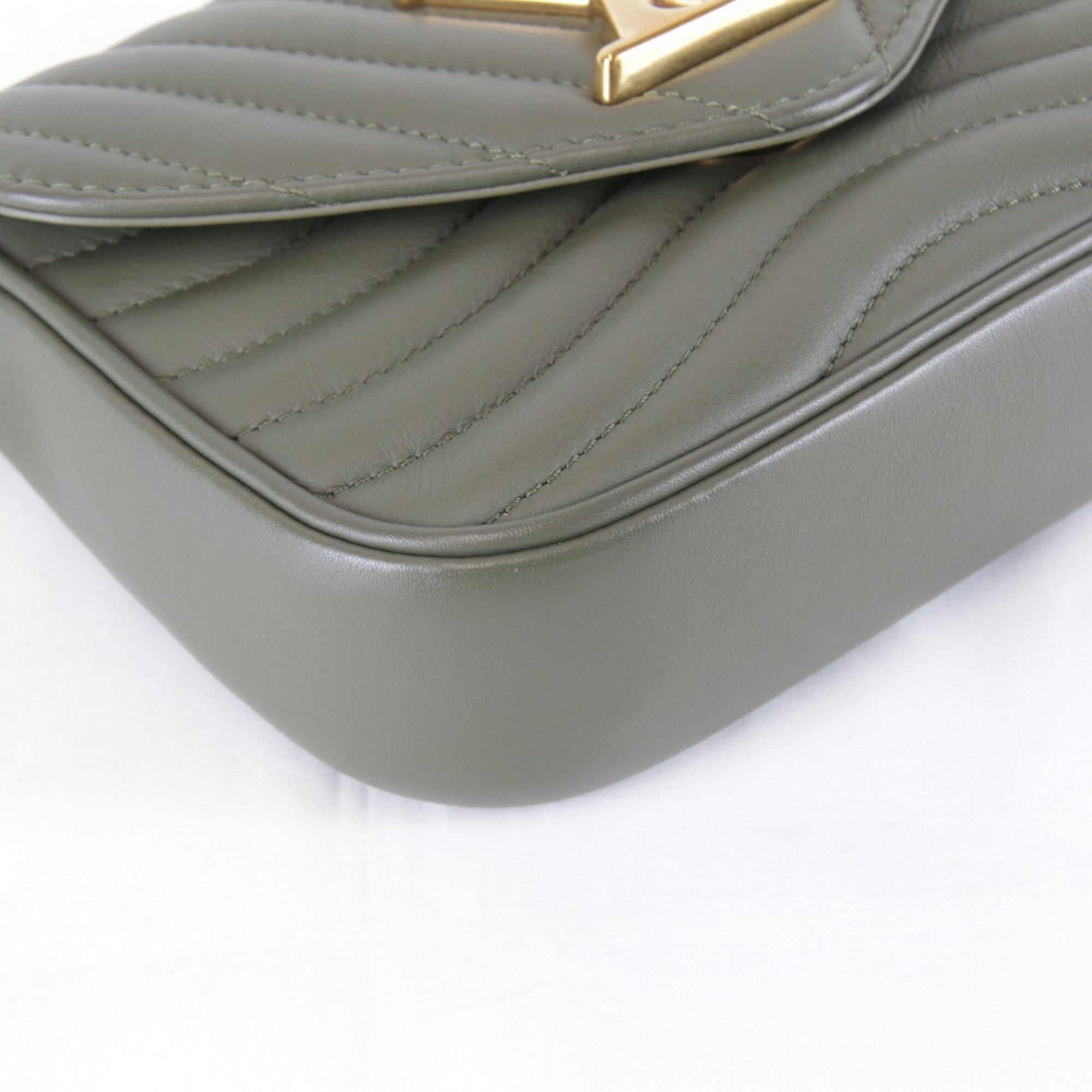 Louis Vuitton Khaki Leather Shoulder Bag