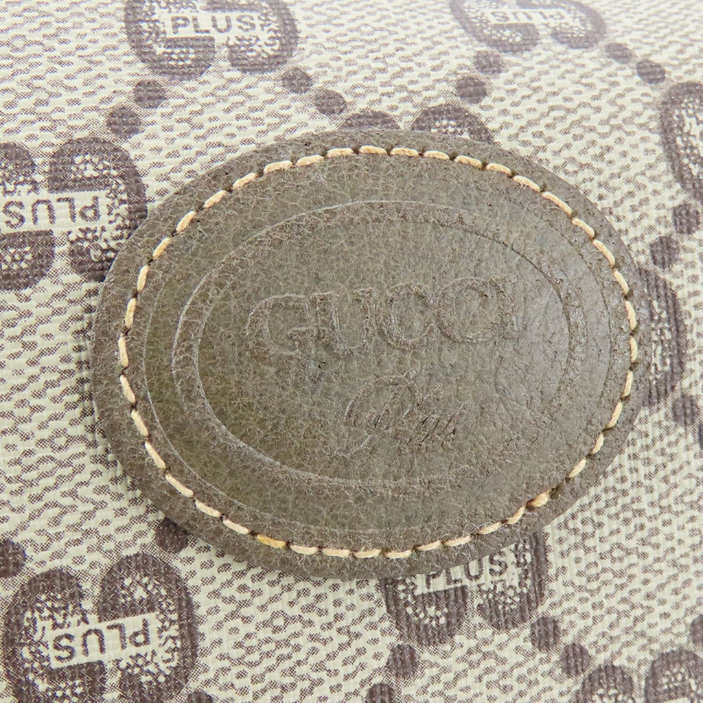 Gucci Beige Gg Plus Clutch Bag Pouch (Pre-Owned)