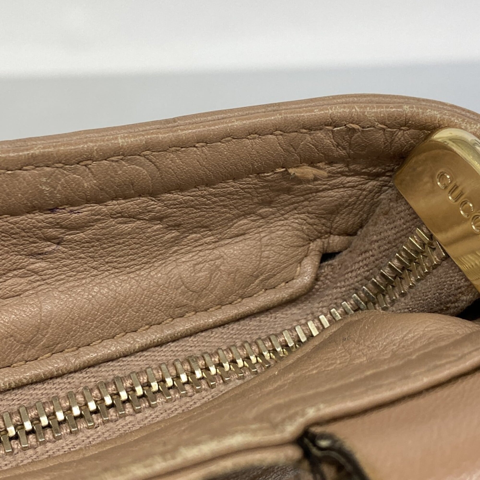 Gucci Light Brown Leather Shoulder Bag (Pre-Owned)