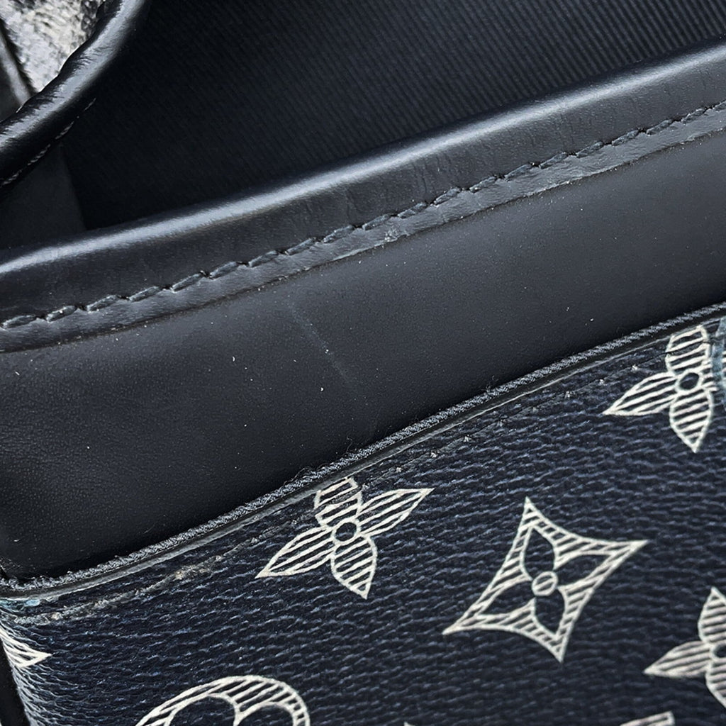 Louis Vuitton Monogram Savane Navy Handbag Shoulder Bag