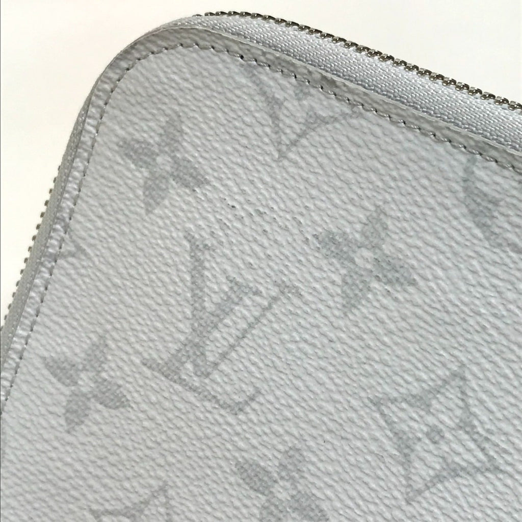Louis Vuitton Blue Red Color White Monogram Clutch Bag Pochette
