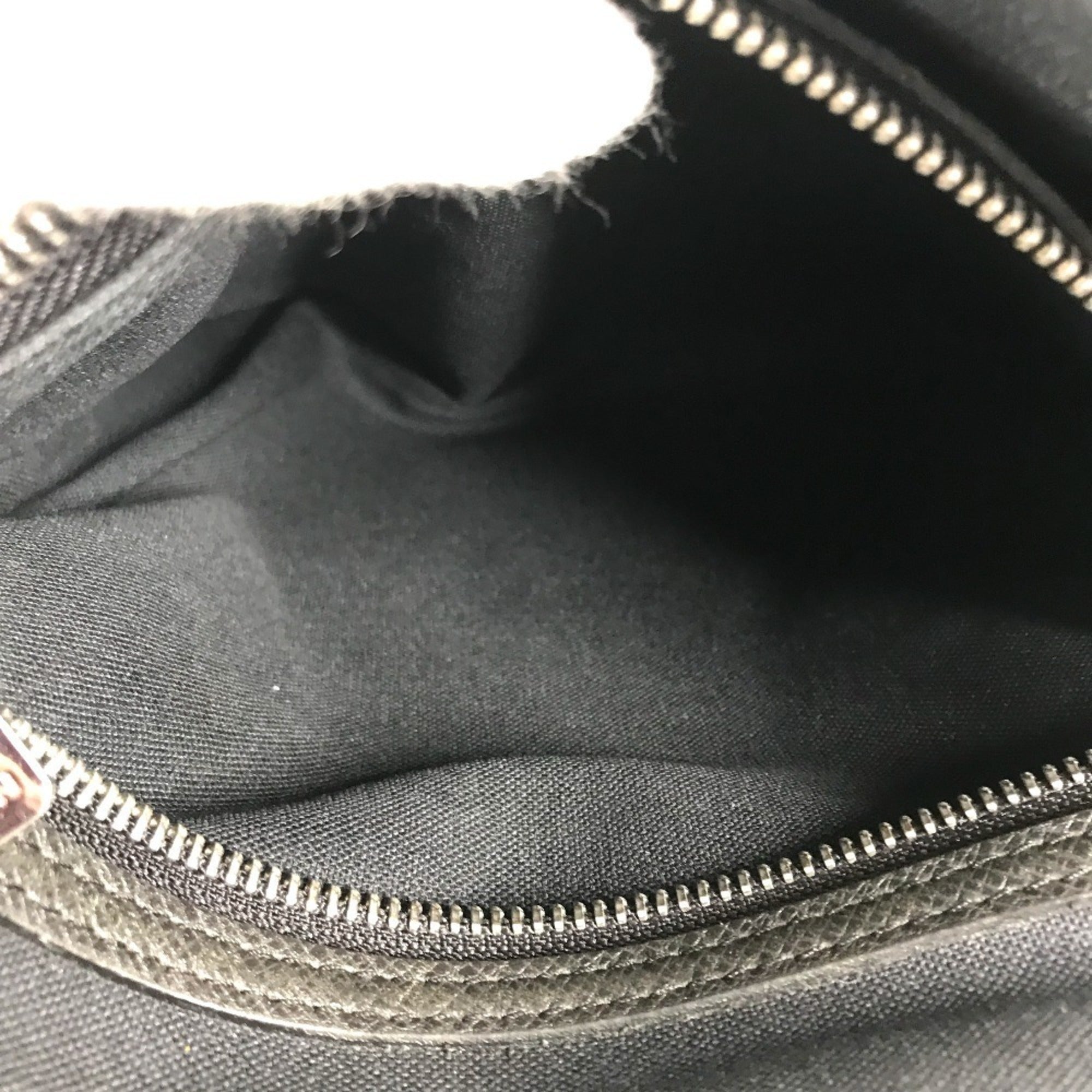 Louis Vuitton Ardoise Black Taiga Leather Leather Messenger Bag Shoulder Bag
