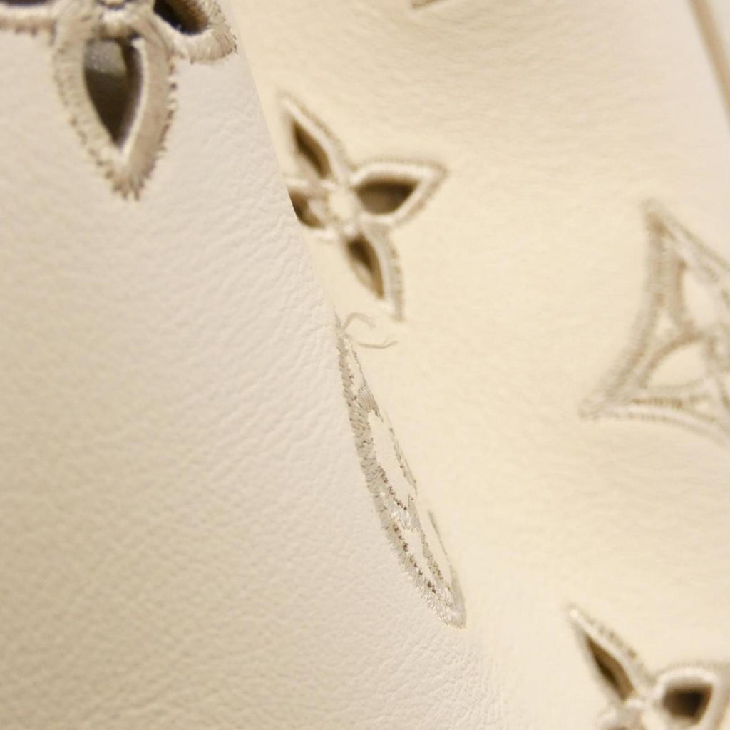 Louis Vuitton Beige Leather Shoulder Bag