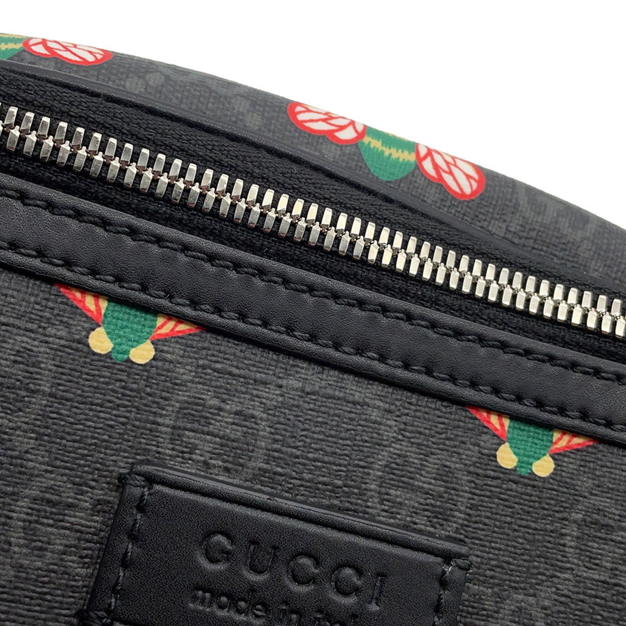 Gucci Black Gg Supreme Sling Bag (Pre-Owned)