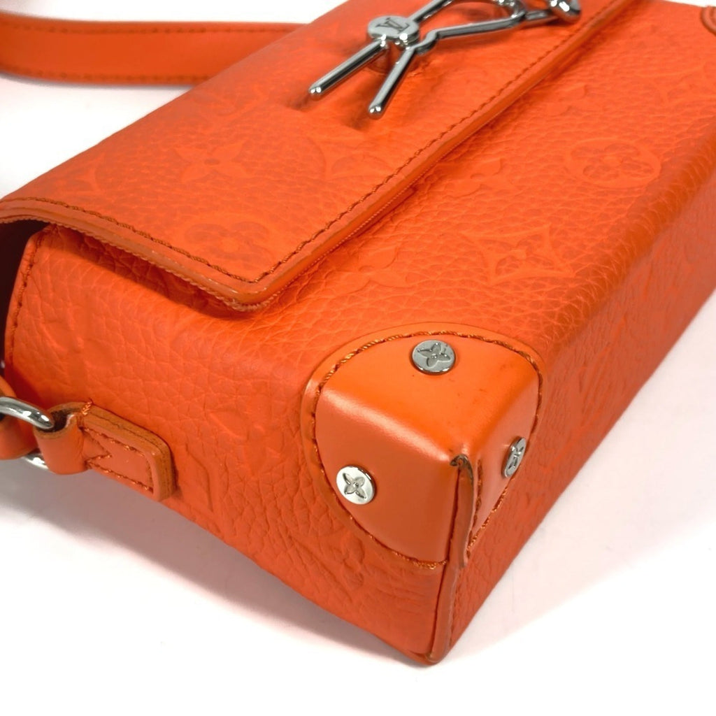 Louis Vuitton Orange Leather Pochette Shoulder Bag