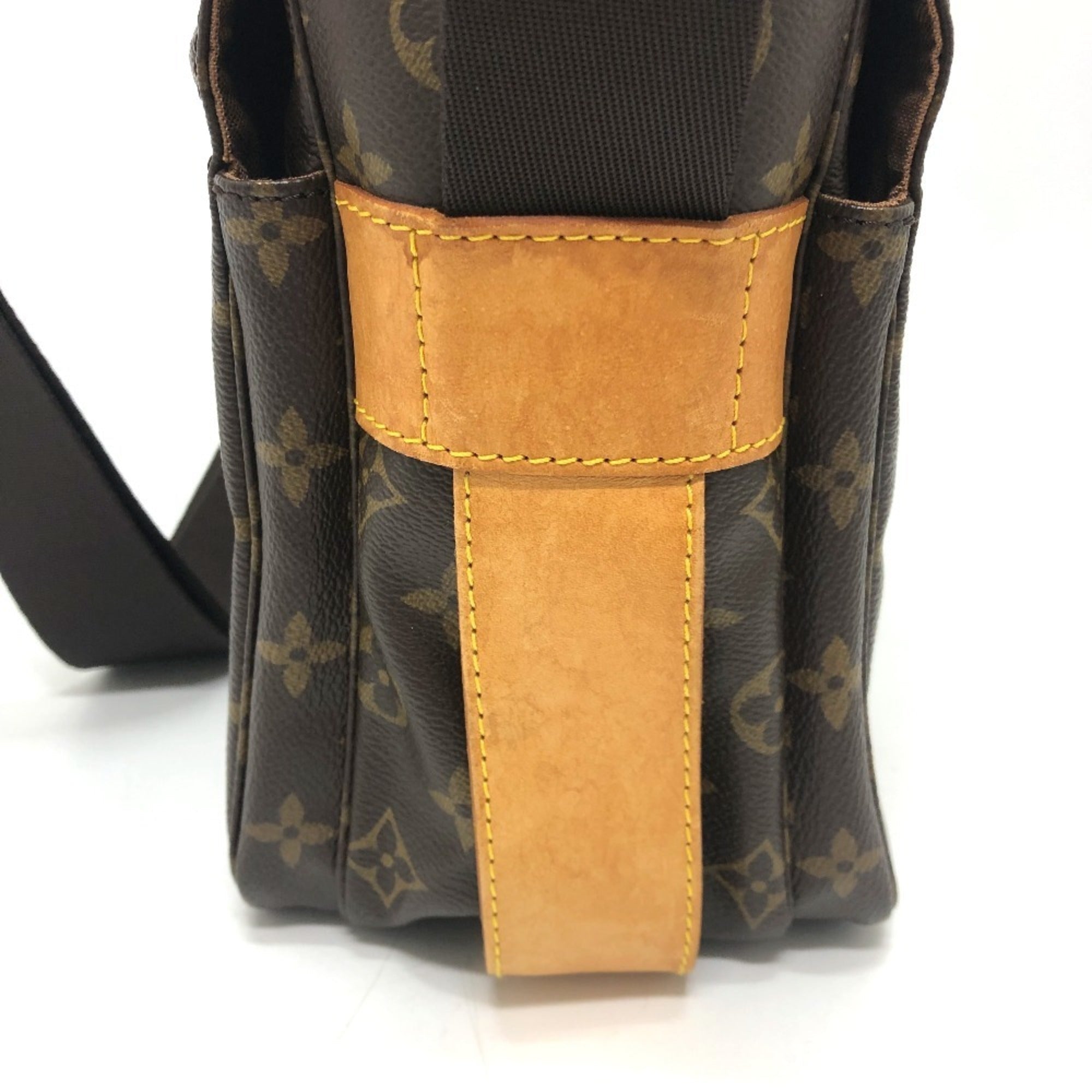Louis Vuitton Brown Monogram Canvas Messenger Bag Shoulder Bag