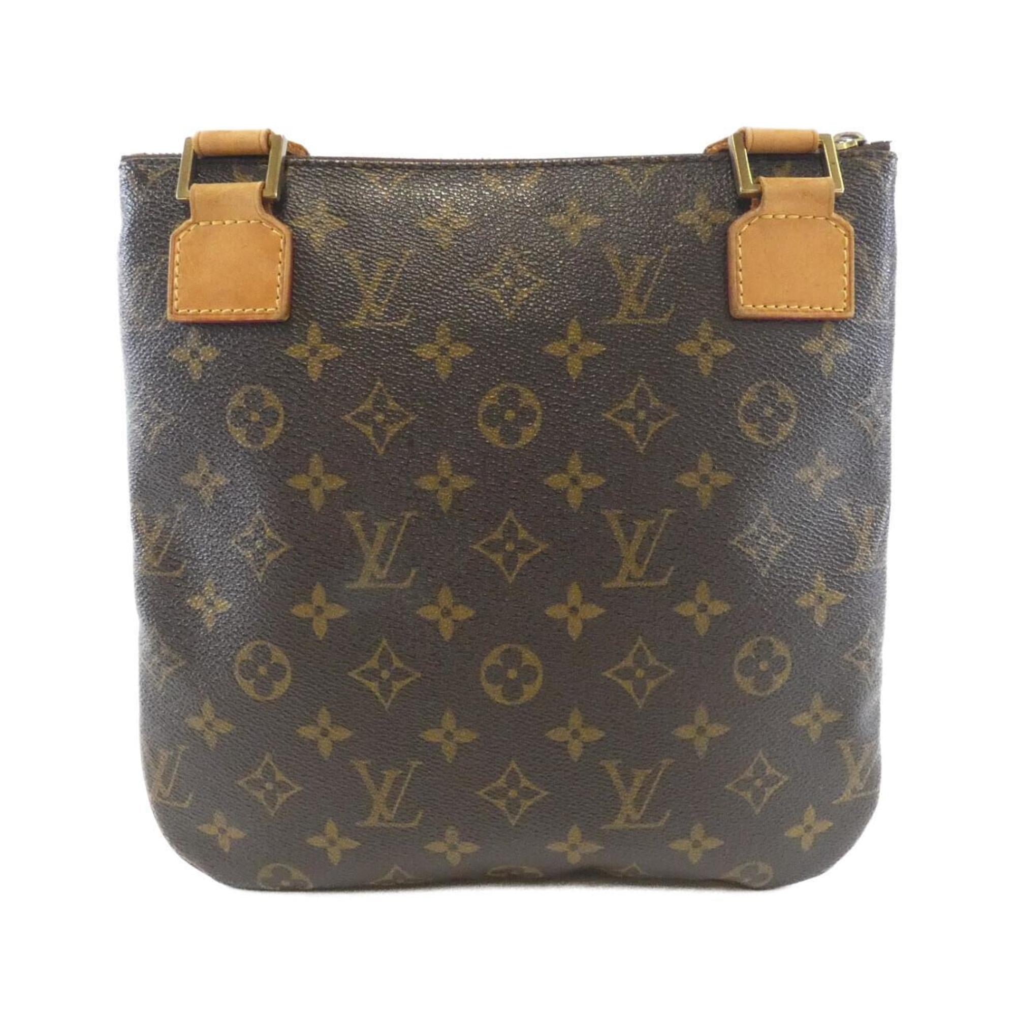 Louis Vuitton Marron Coated Canvas Pochette Shoulder Bag