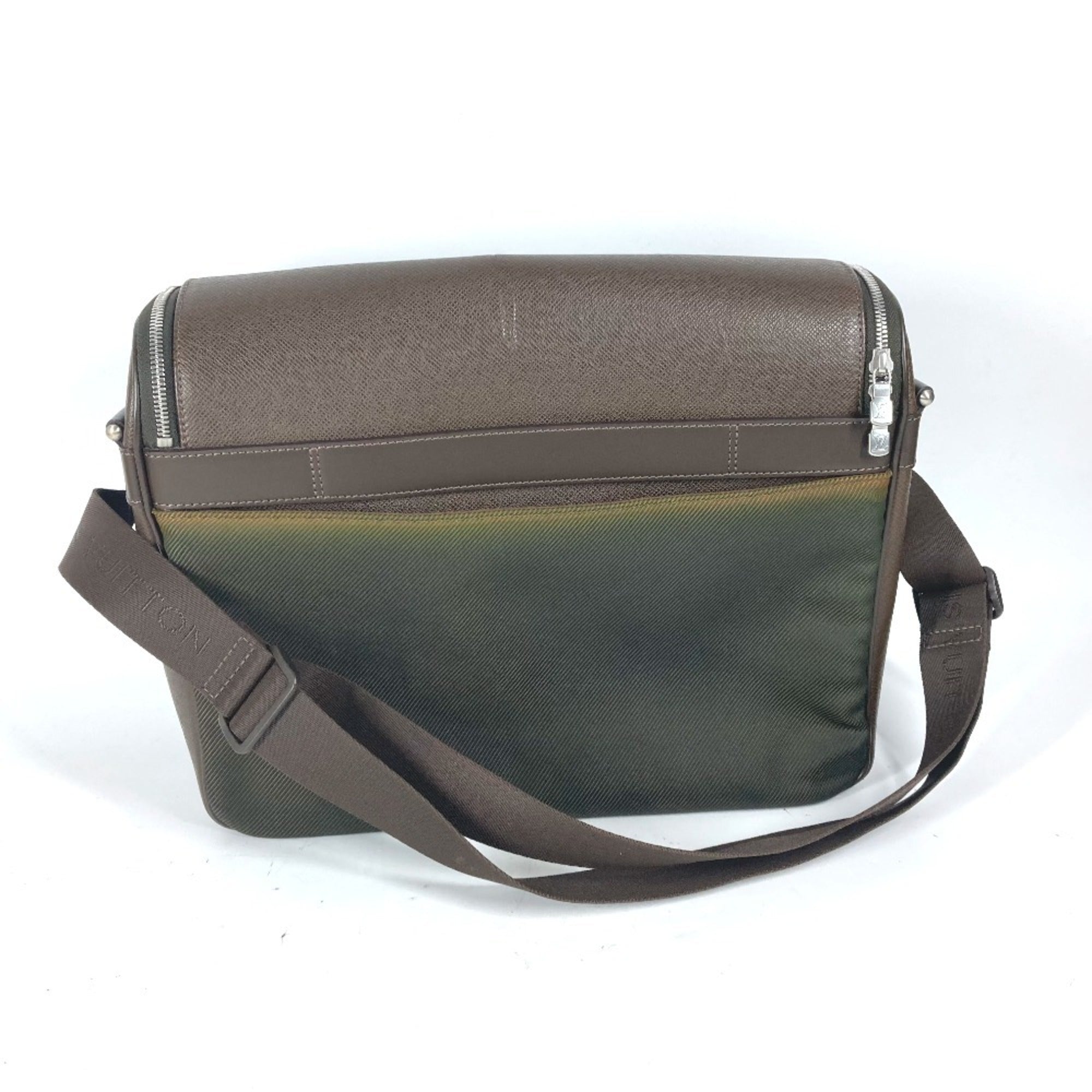 Louis Vuitton Brown Taiga Leather Nylon Messenger Bag Shoulder Bag