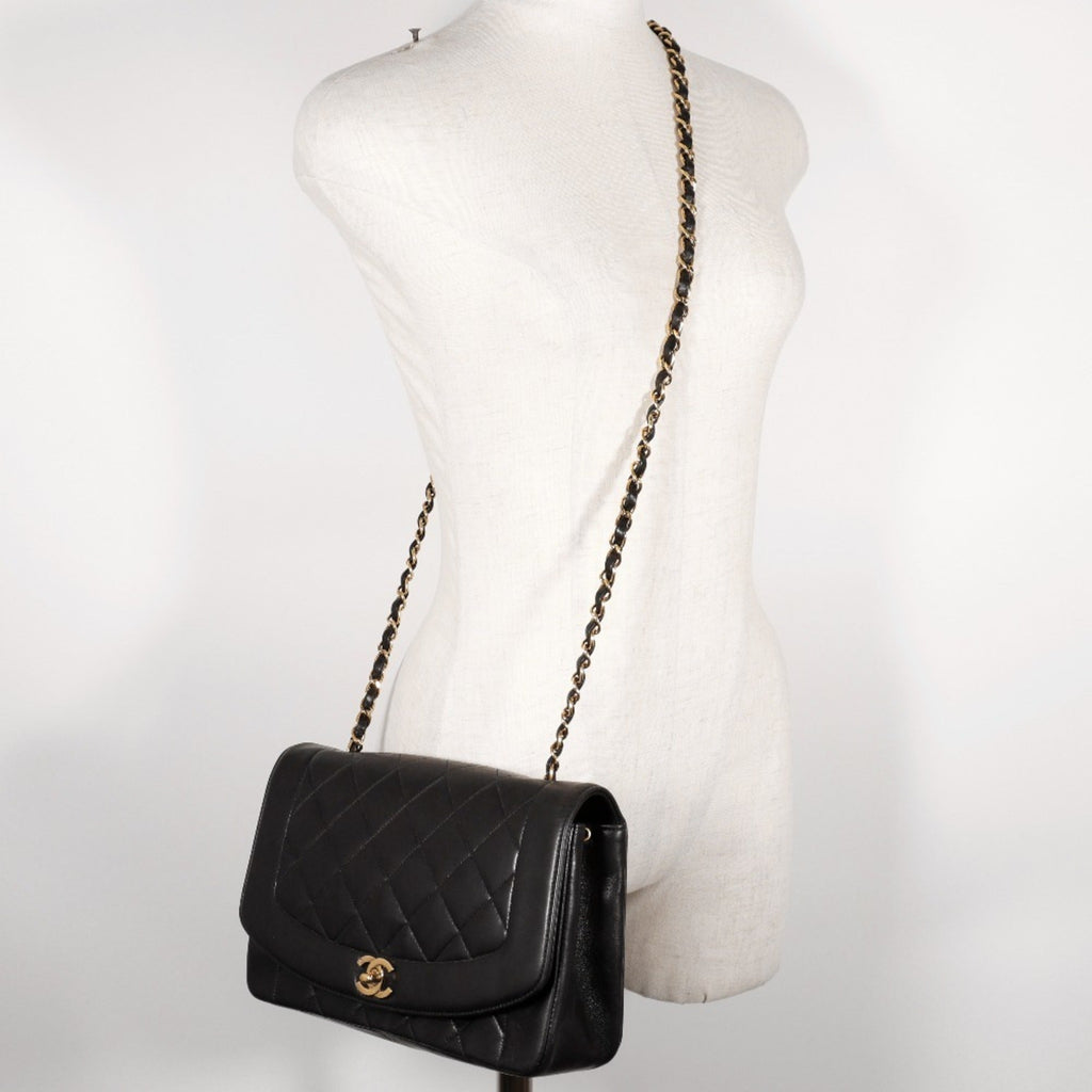 Chanel Black Leather Shoulder Bag