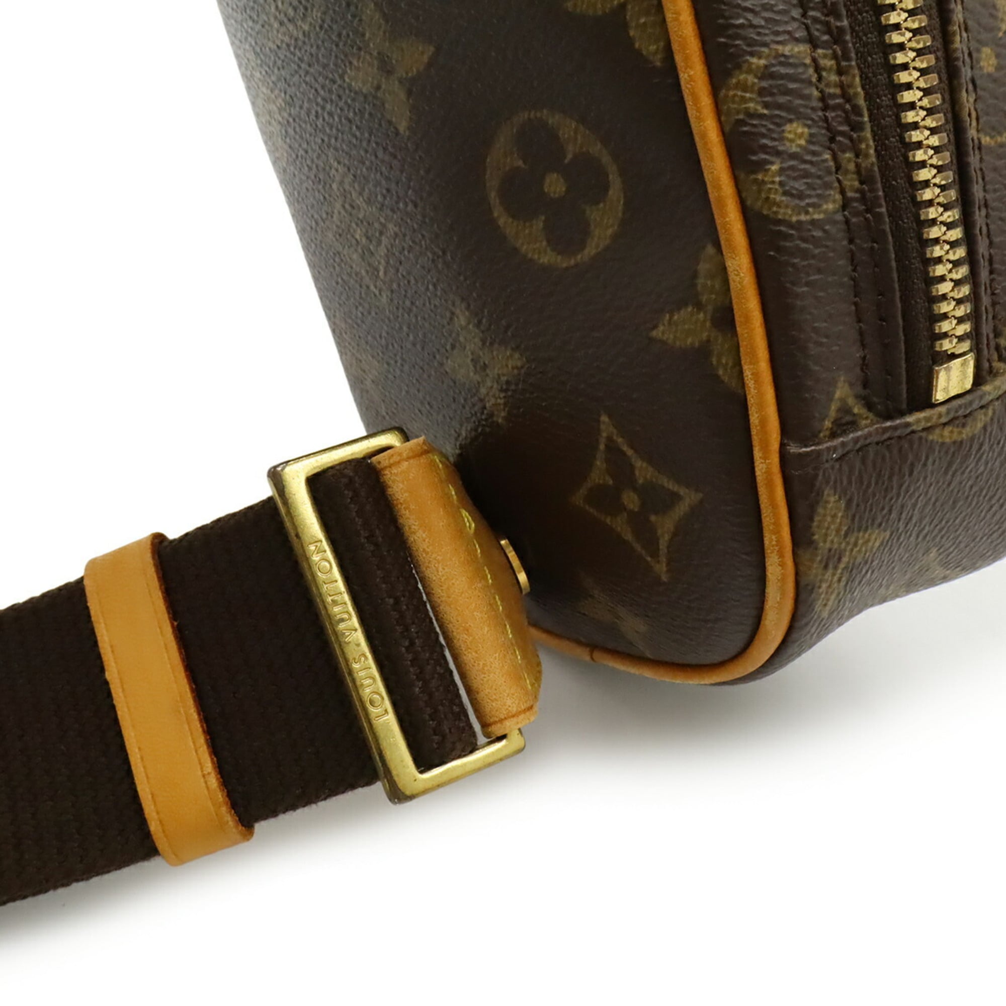 Louis Vuitton Brown Canvas Pochette Shoulder Bag Sling Bag