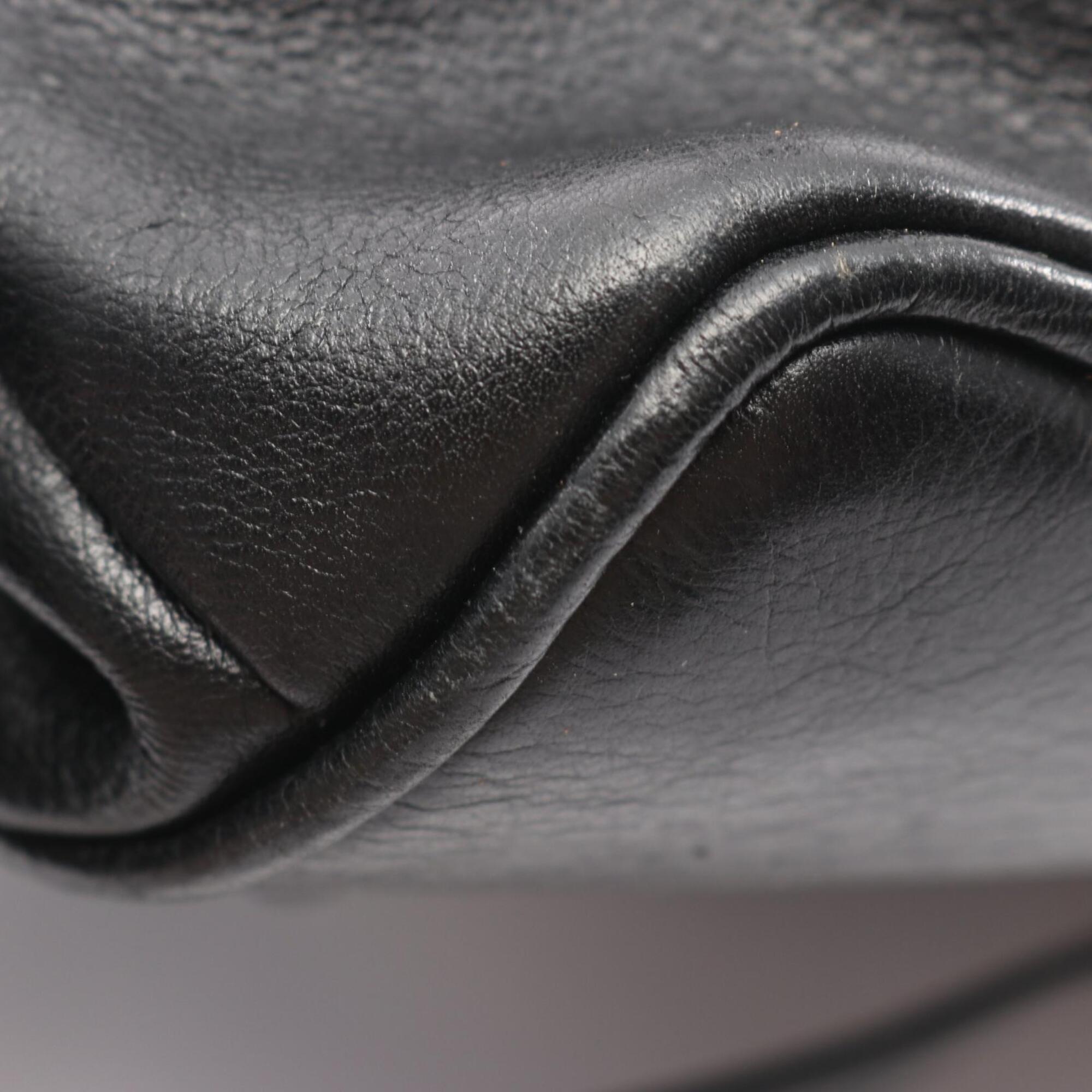 Gucci Black Leather Backpack (Pre-Owned)