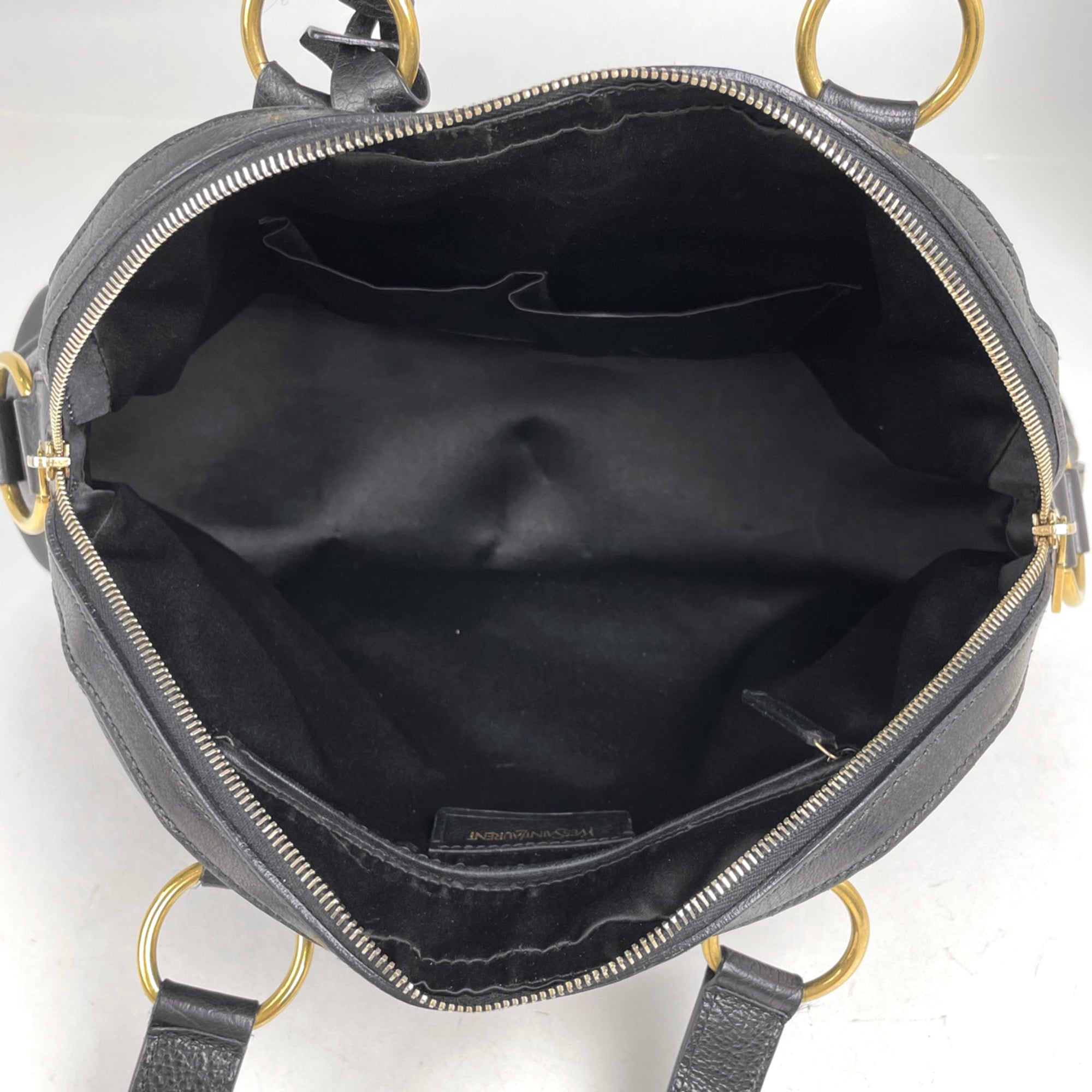 Yves Saint Laurent Muse Black Leather Handbag (Pre-Owned)