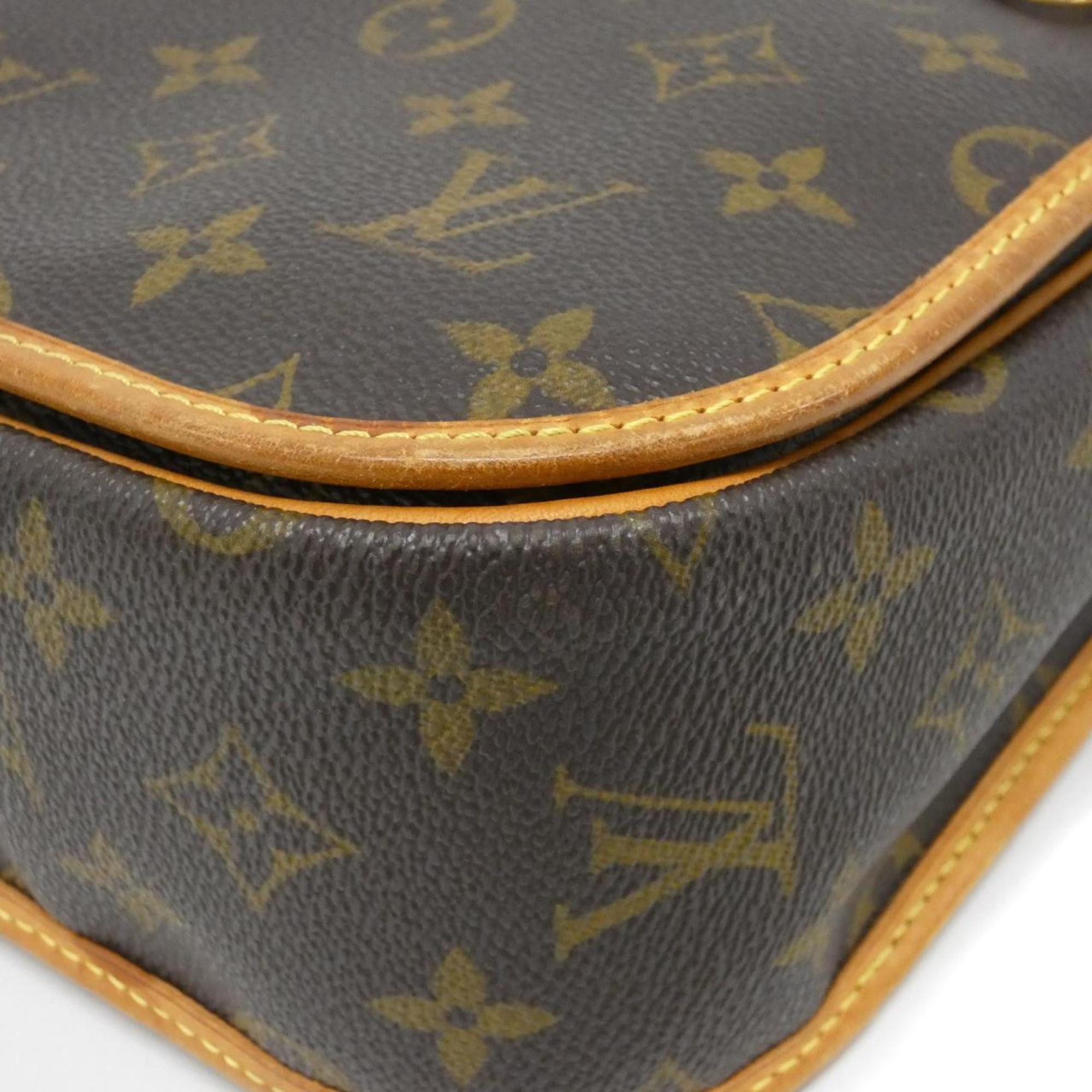 Louis Vuitton Marron Coated Canvas Shoulder Bag