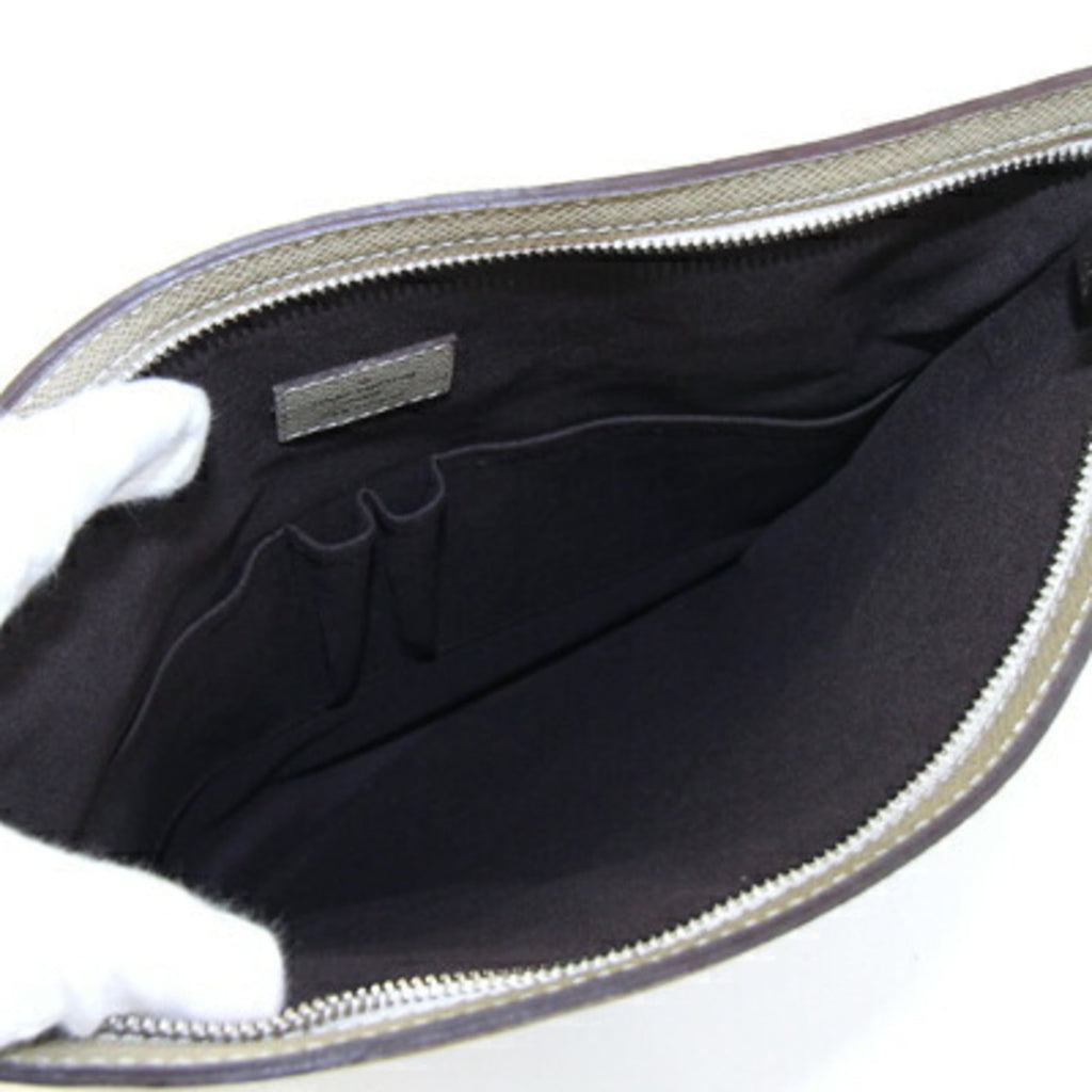 Louis Vuitton Taiga Polaire Taiga Leather Shoulder Bag