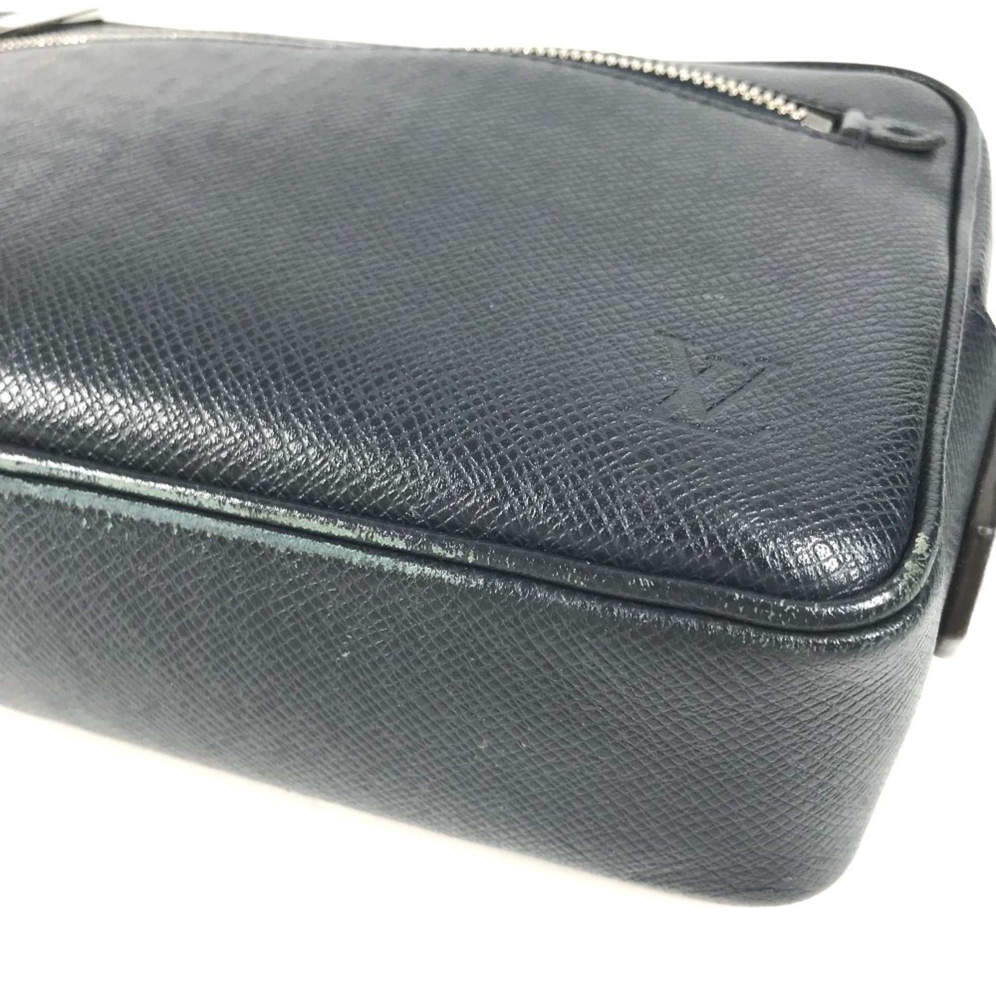 Louis Vuitton Navy Navy Blue Taiga Leather Clutch Bag Pochette Pouch