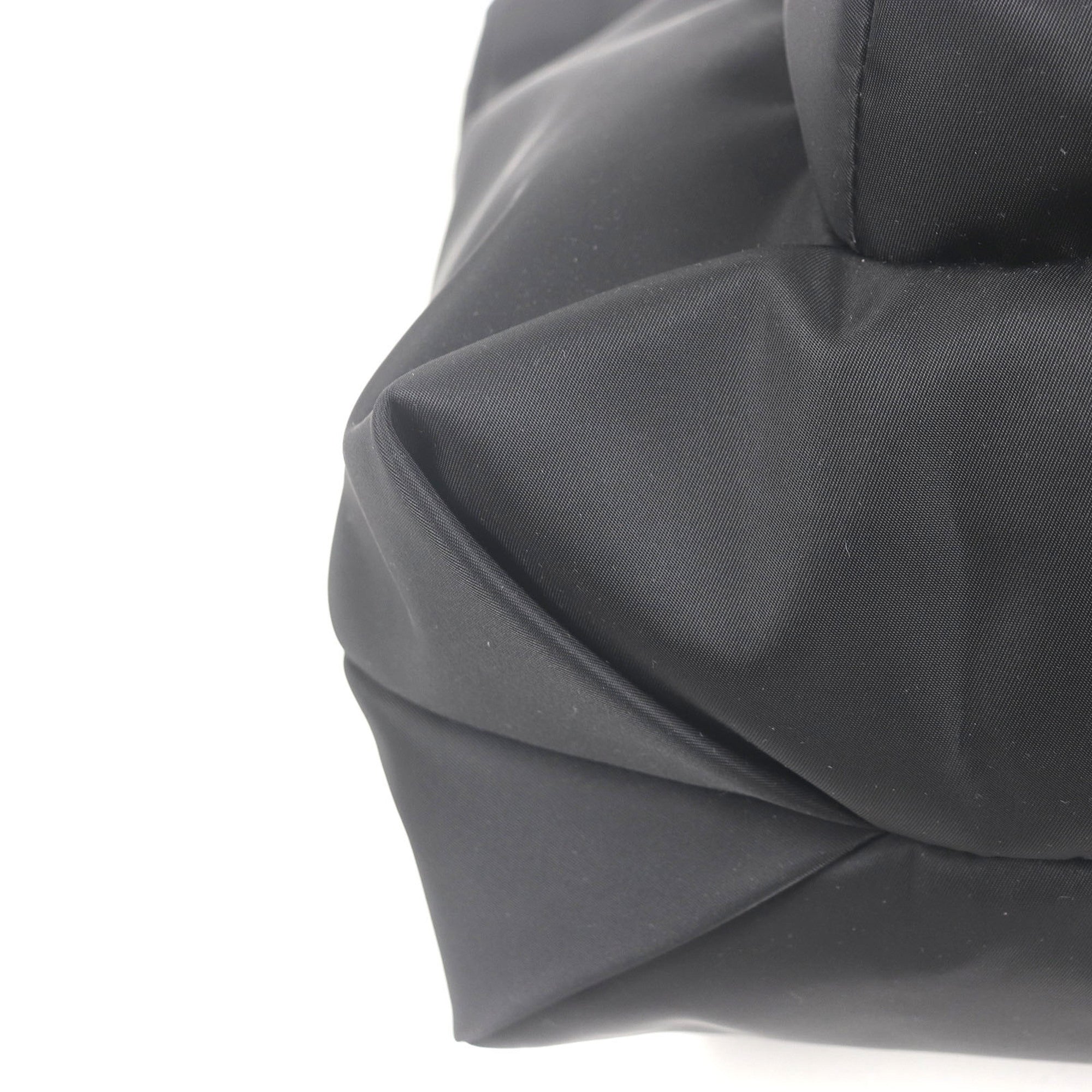 Gucci Sherry Line Black Nylon Tote Bag (Pre-Owned)
