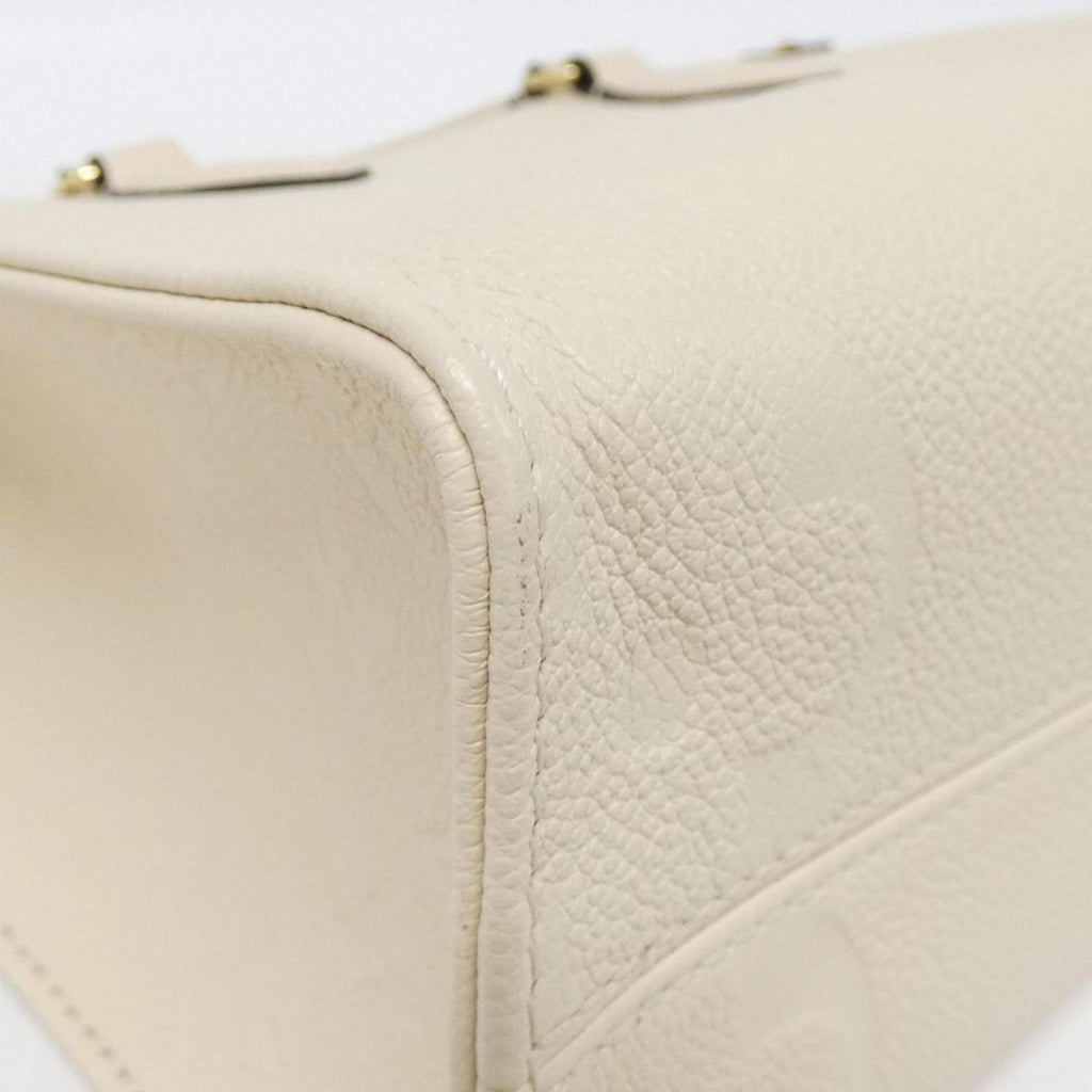 Louis Vuitton Cream Leather Handbag