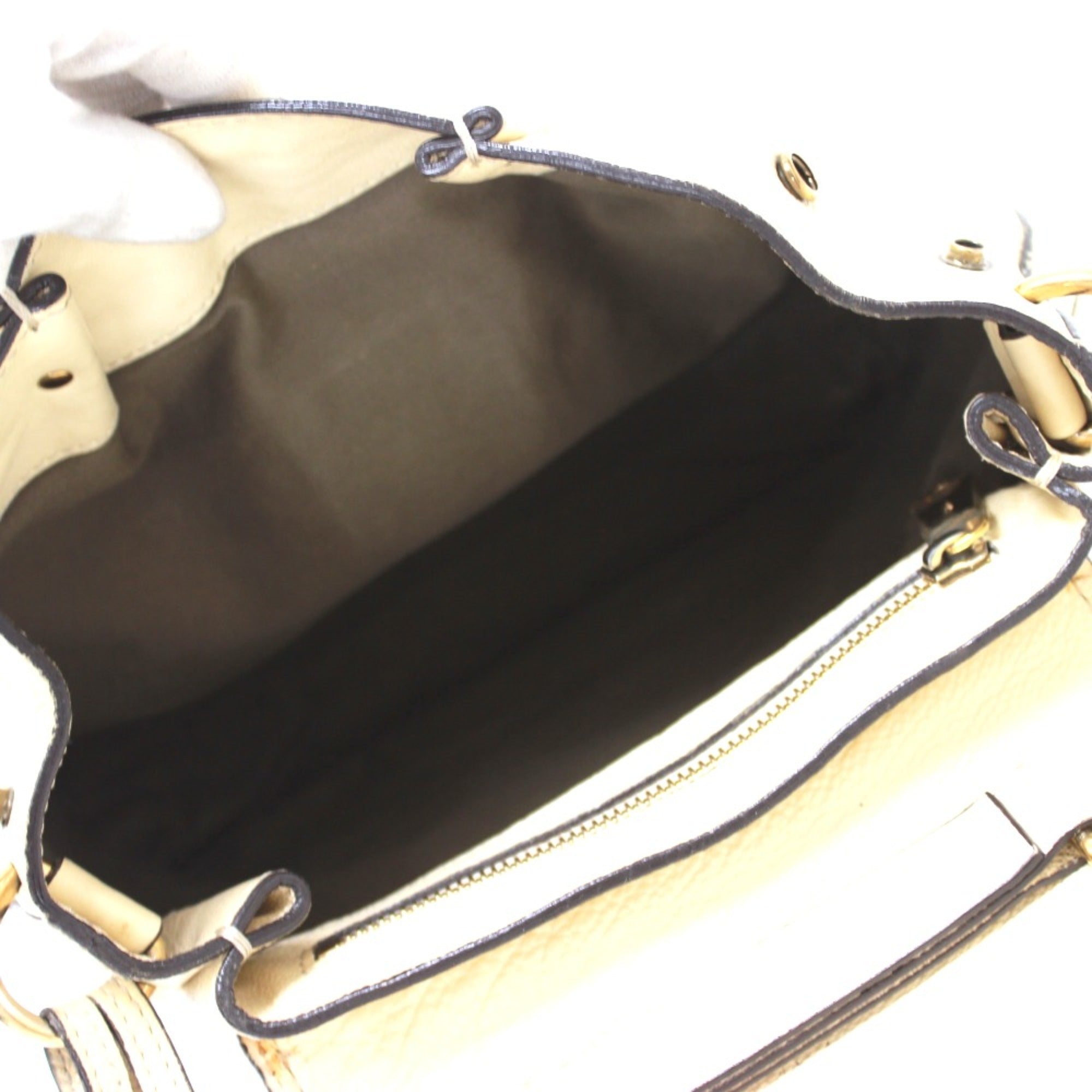 Chloé Beige Leather Shoulder Bag (Pre-Owned)