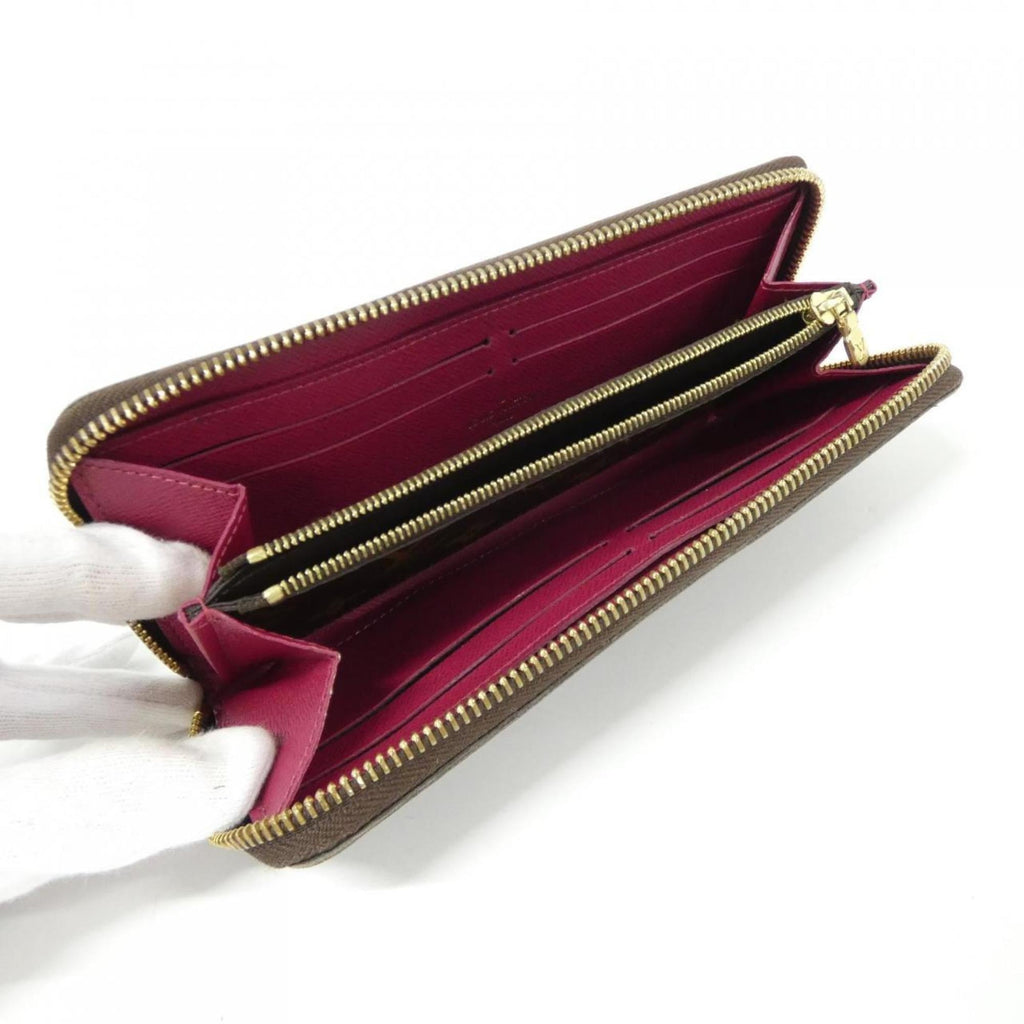 Louis Vuitton Marron Coated Canvas