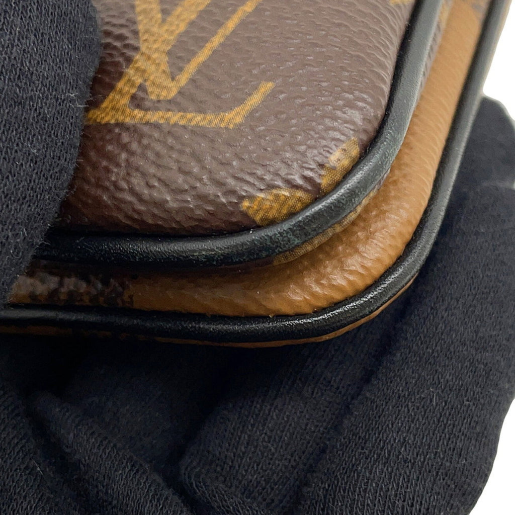 Louis Vuitton Noir Monogram Pochette Shoulder Bag