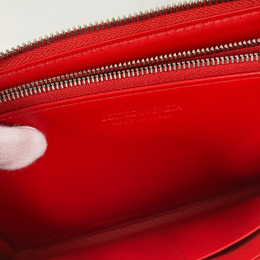 Bottega Veneta Red Color Intrecciato Long Wallet (Bi-Fold)
