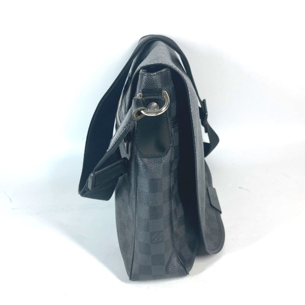 Louis Vuitton Black Damier Graphite Messenger Bag Shoulder Bag