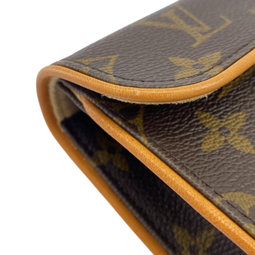 Louis Vuitton Marron Coated Canvas Fanny Pack Pochette