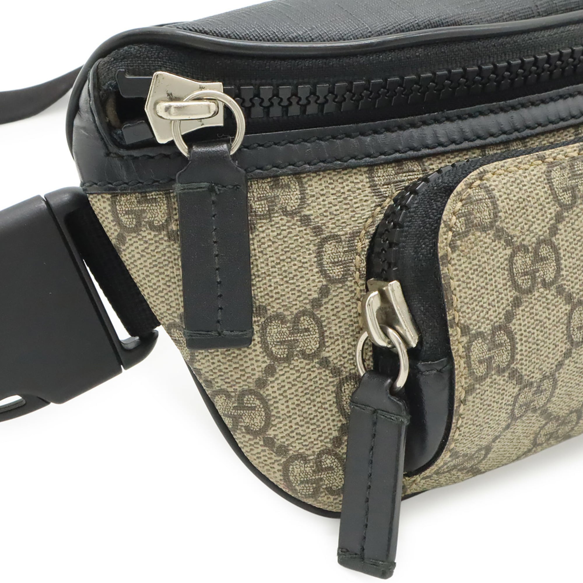Gucci Beige Black Gg Supreme Sling Bag (Pre-Owned)