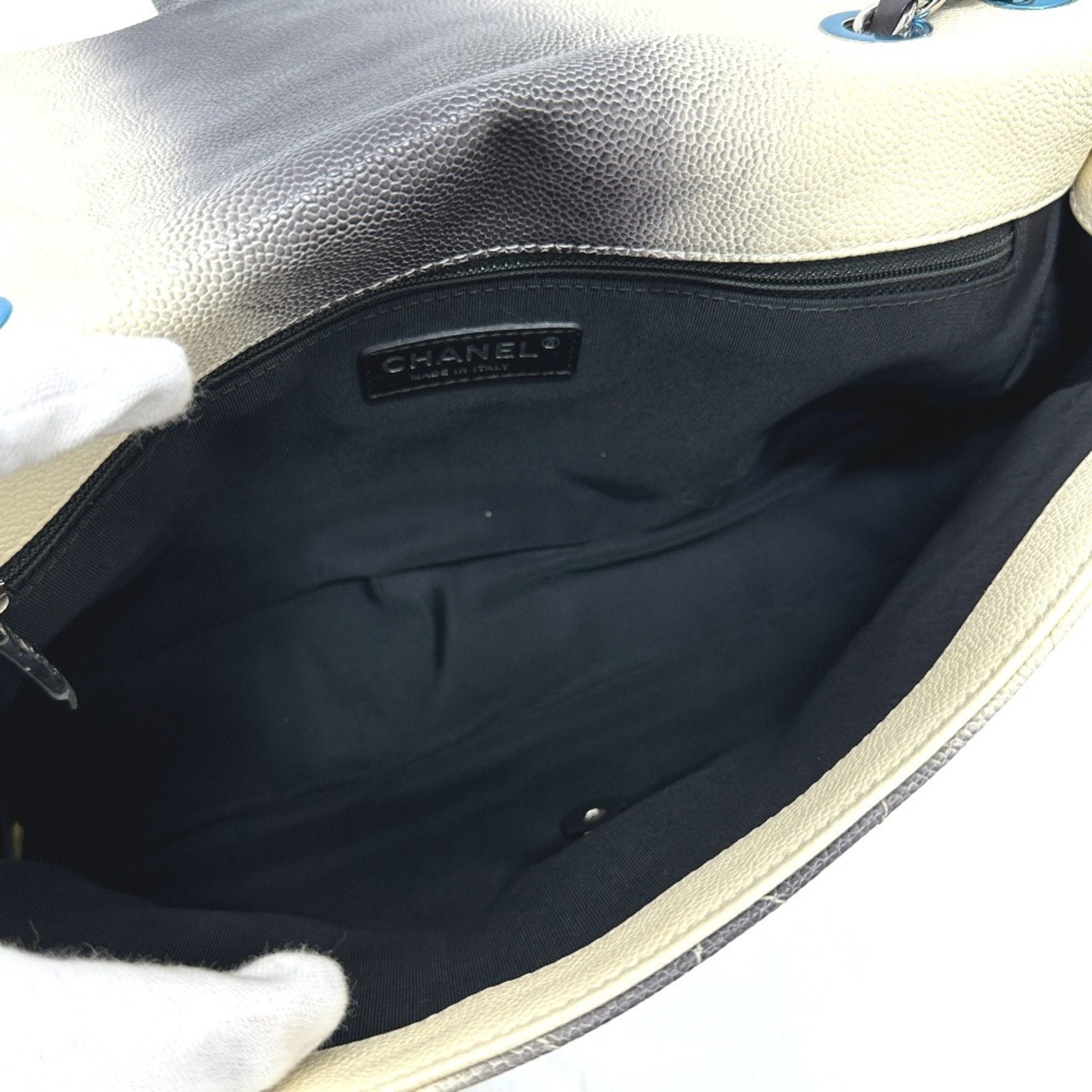 Chanel White Grained Calfskin Shoulder Bag
