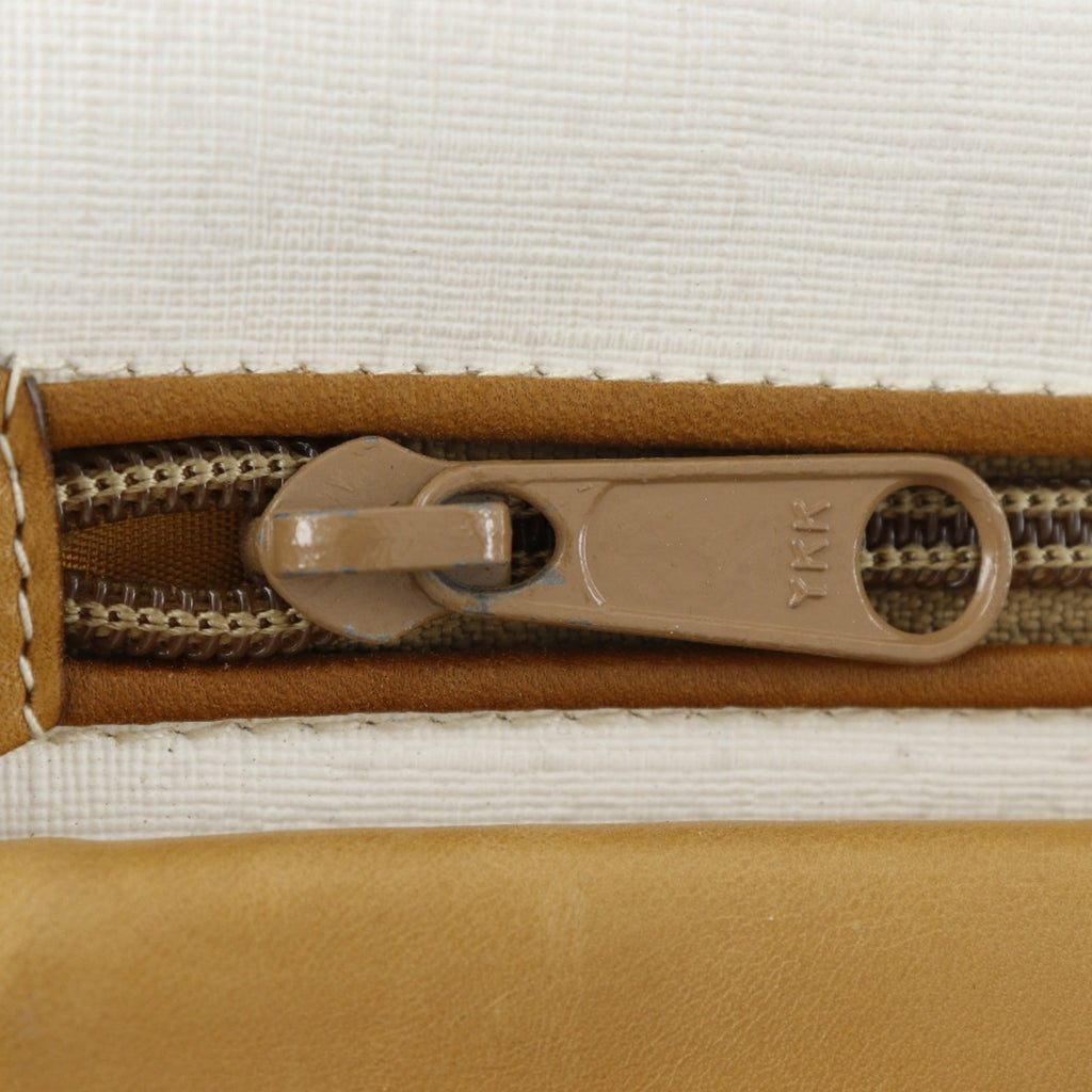 Gucci Beige Leather Shoulder Bag (Pre-Owned)