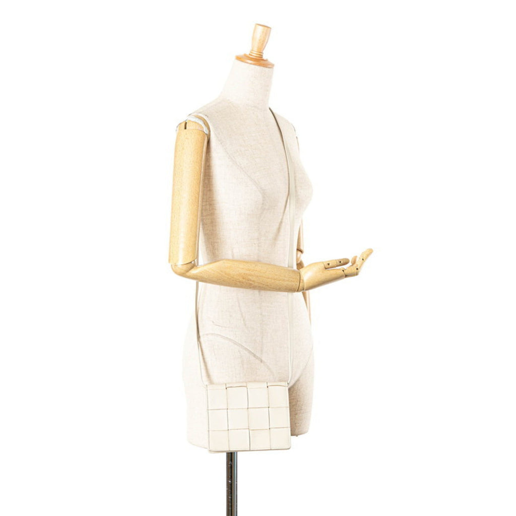 Bottega Veneta Off-White Leather Shoulder Bag