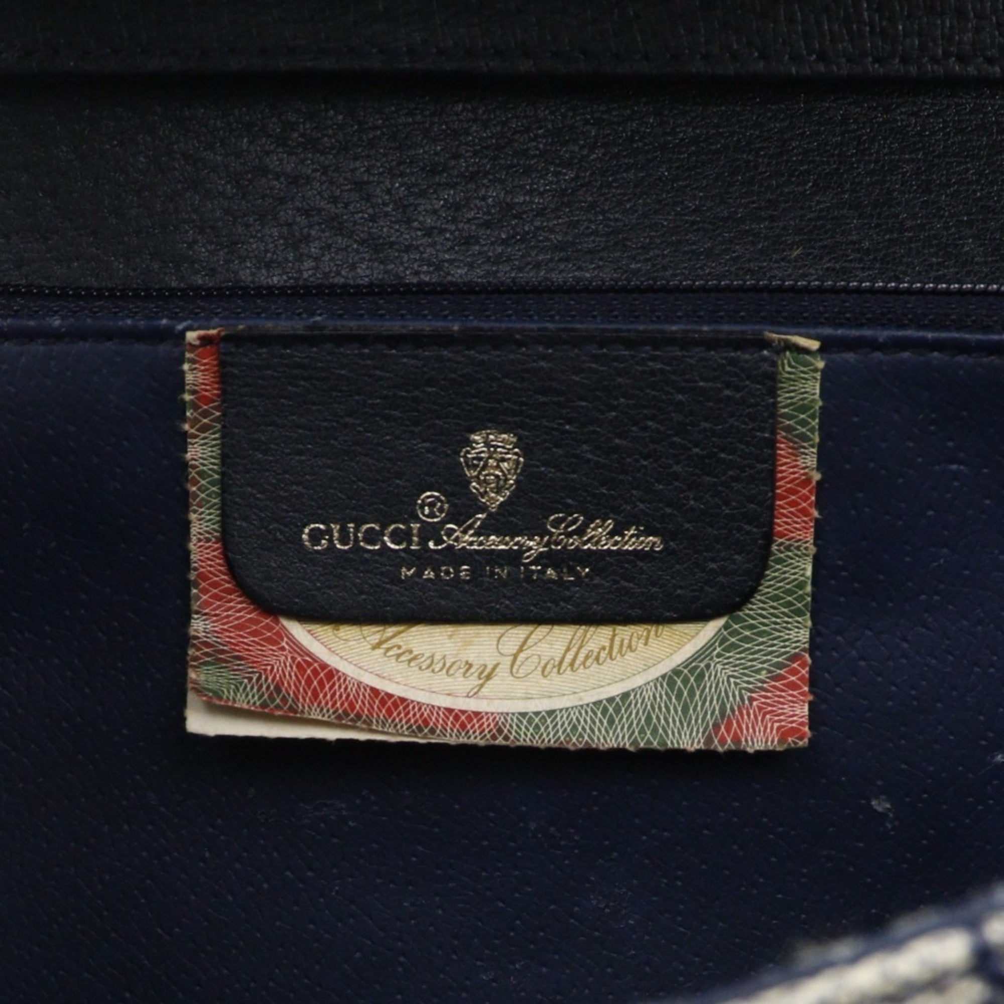 Gucci Gray Navy Gg Plus Shoulder Bag (Pre-Owned)