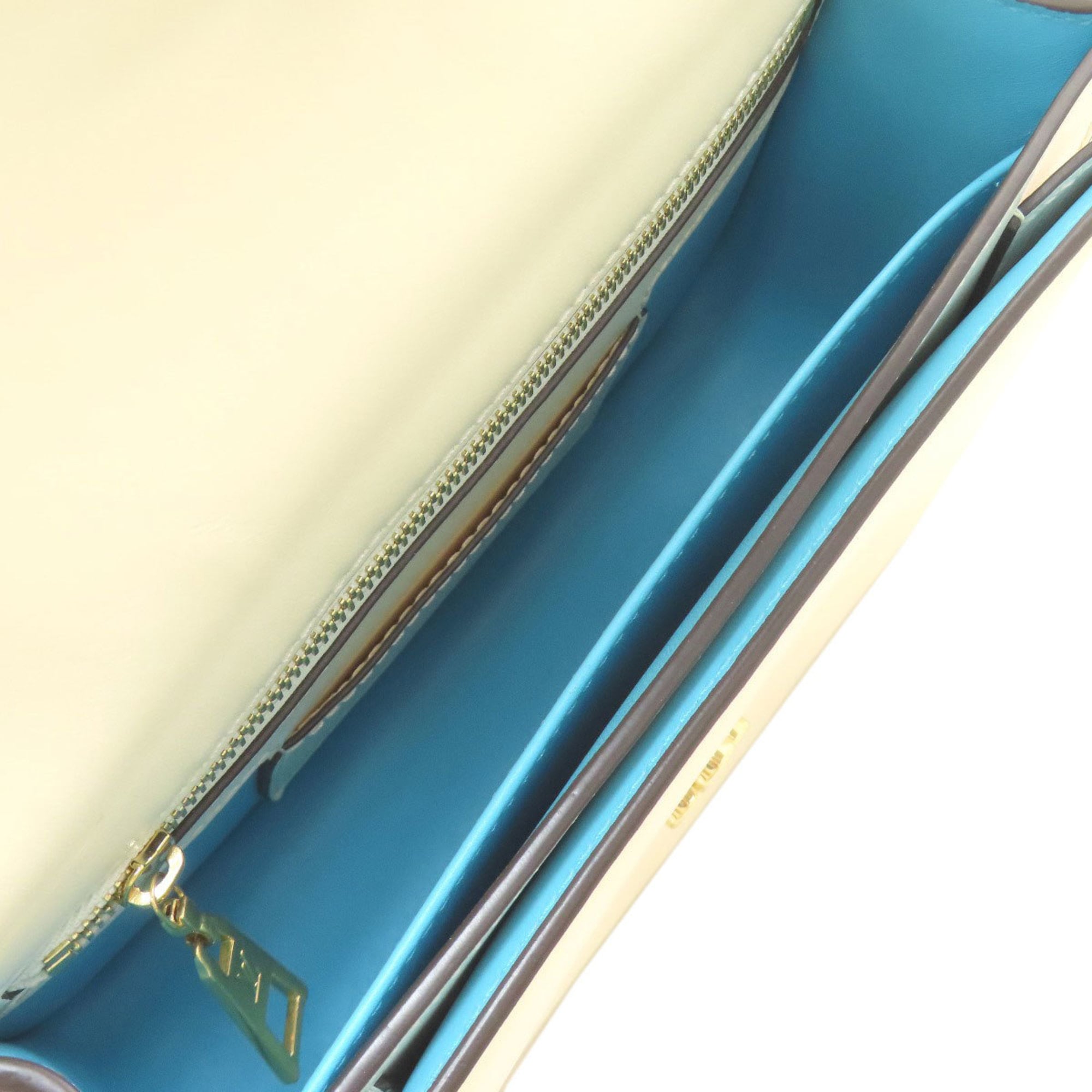 Louis Vuitton Cream Leather Shoulder Bag