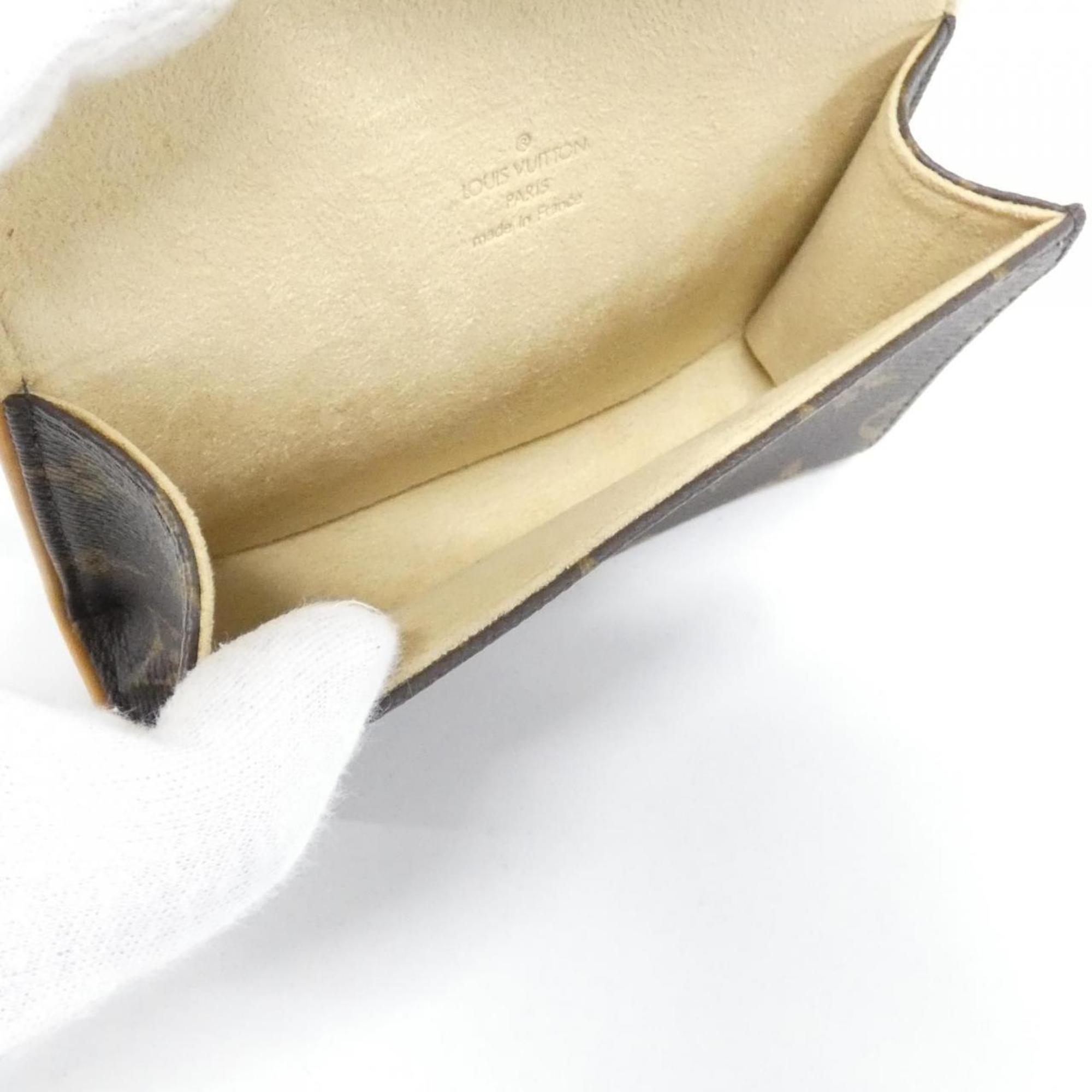 Louis Vuitton Brown Coated Canvas Fanny Pack Pochette