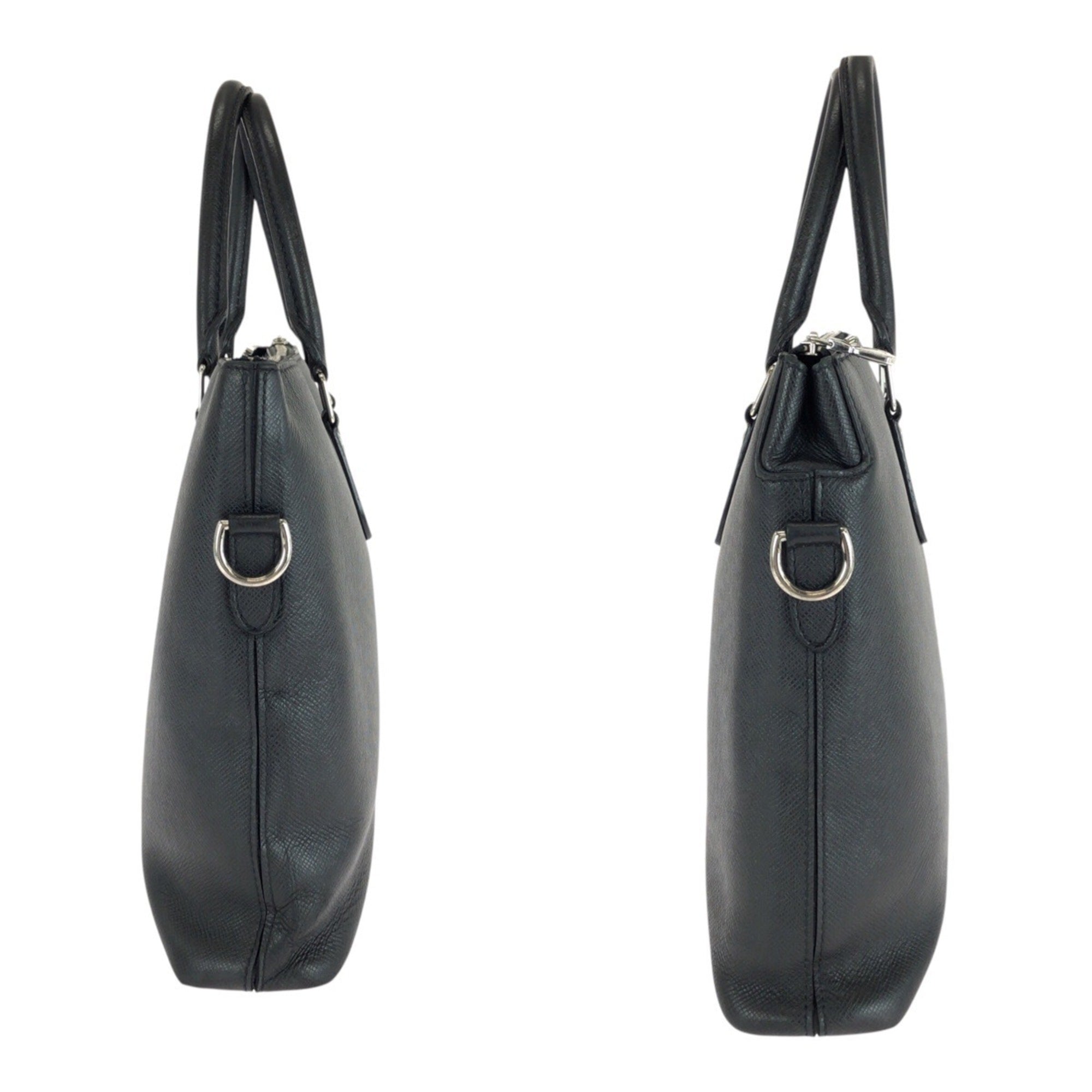 Louis Vuitton Black Taiga Leather Briefcase